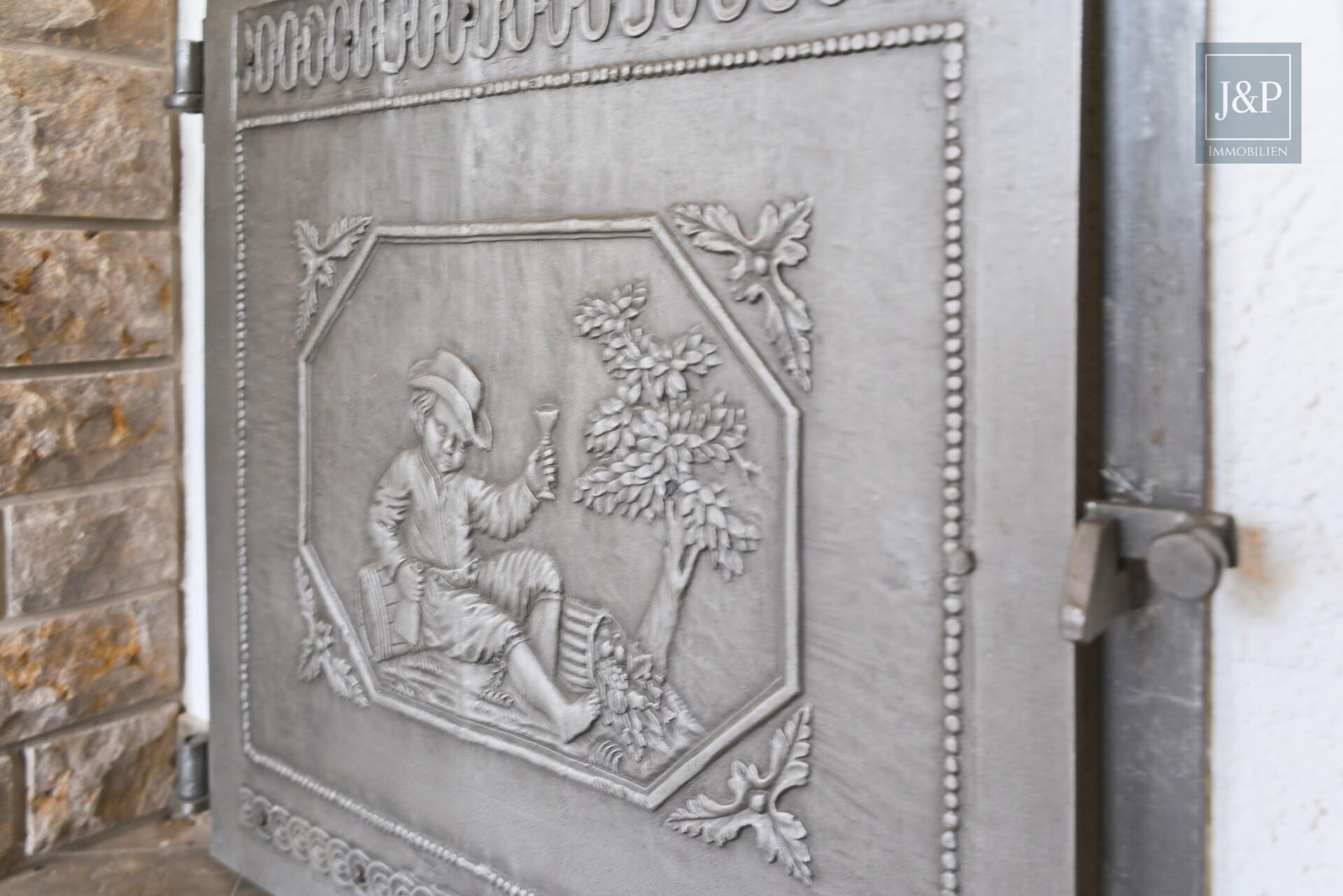 Hochwertiges Anwesen im Landhausstil! - Zentrale Feldrandlage mit durchdachtem Grundriss! - Detail Wohnen