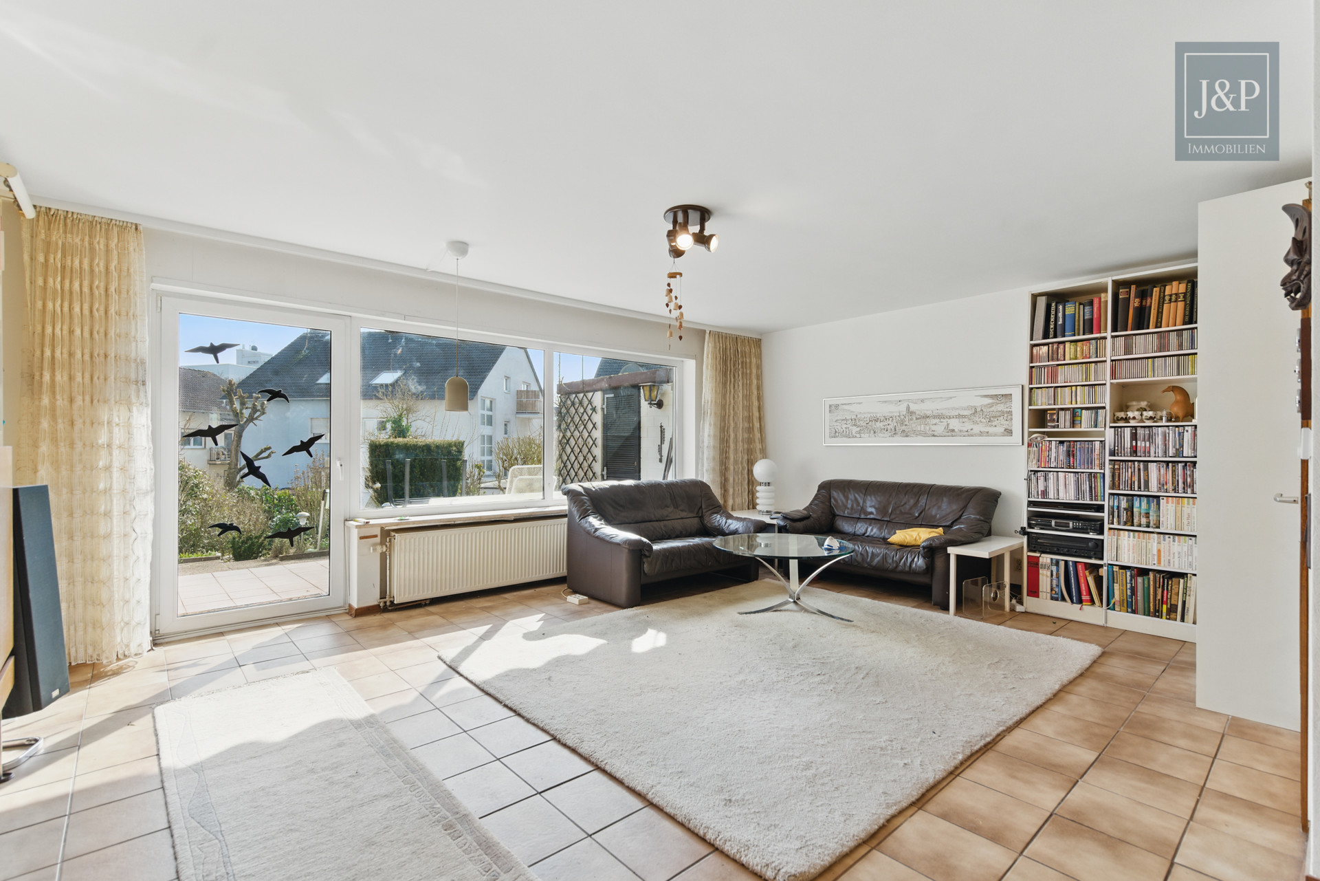 Einzigartige Gelegenheit! Modernisiertes Reihenhaus mit viel Platz für Familien - EG Wohnzimmer