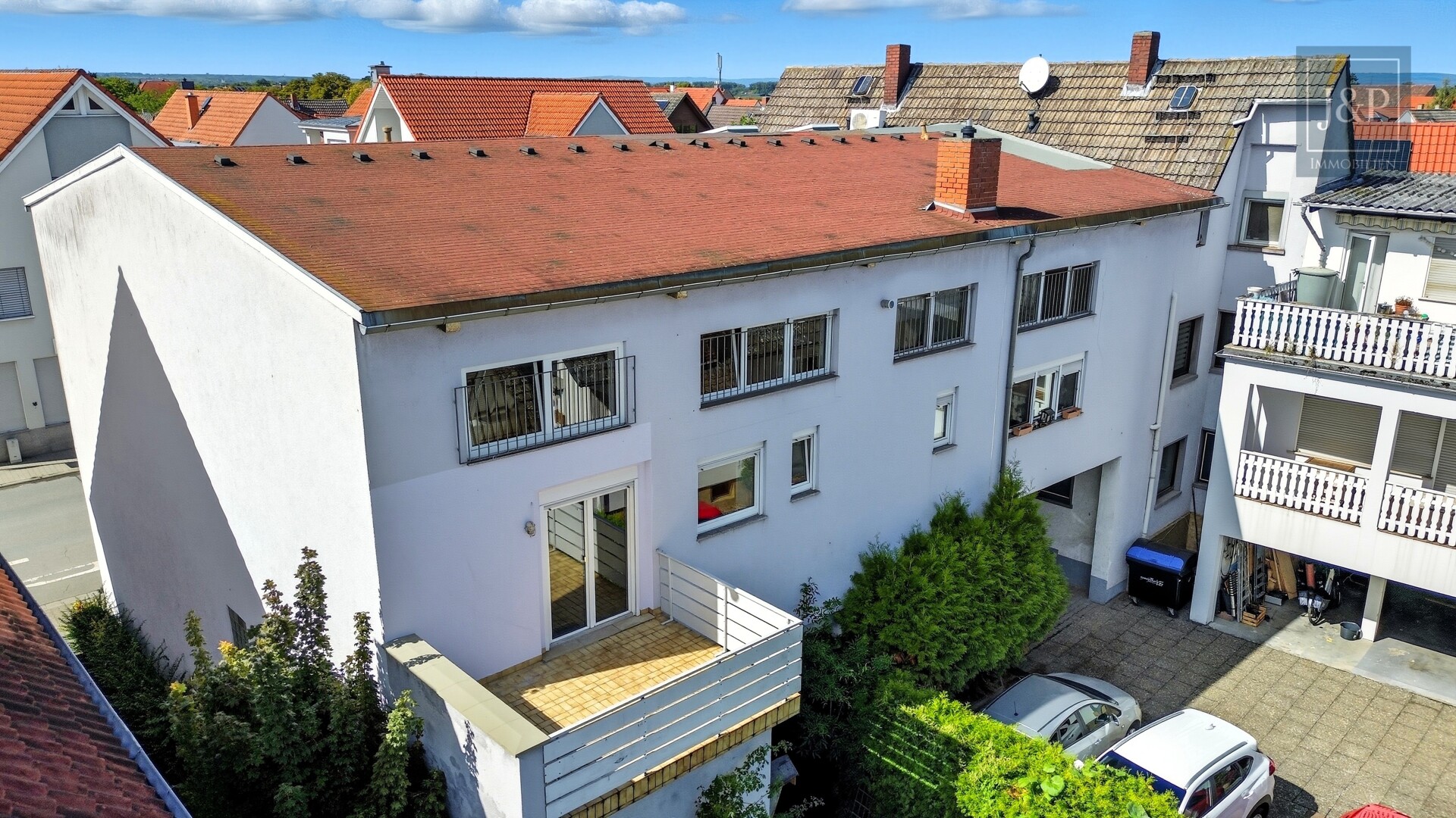 Traumhaft geschnittene Maisonette-Wohnung in ruhiger Lage! - Außenansicht