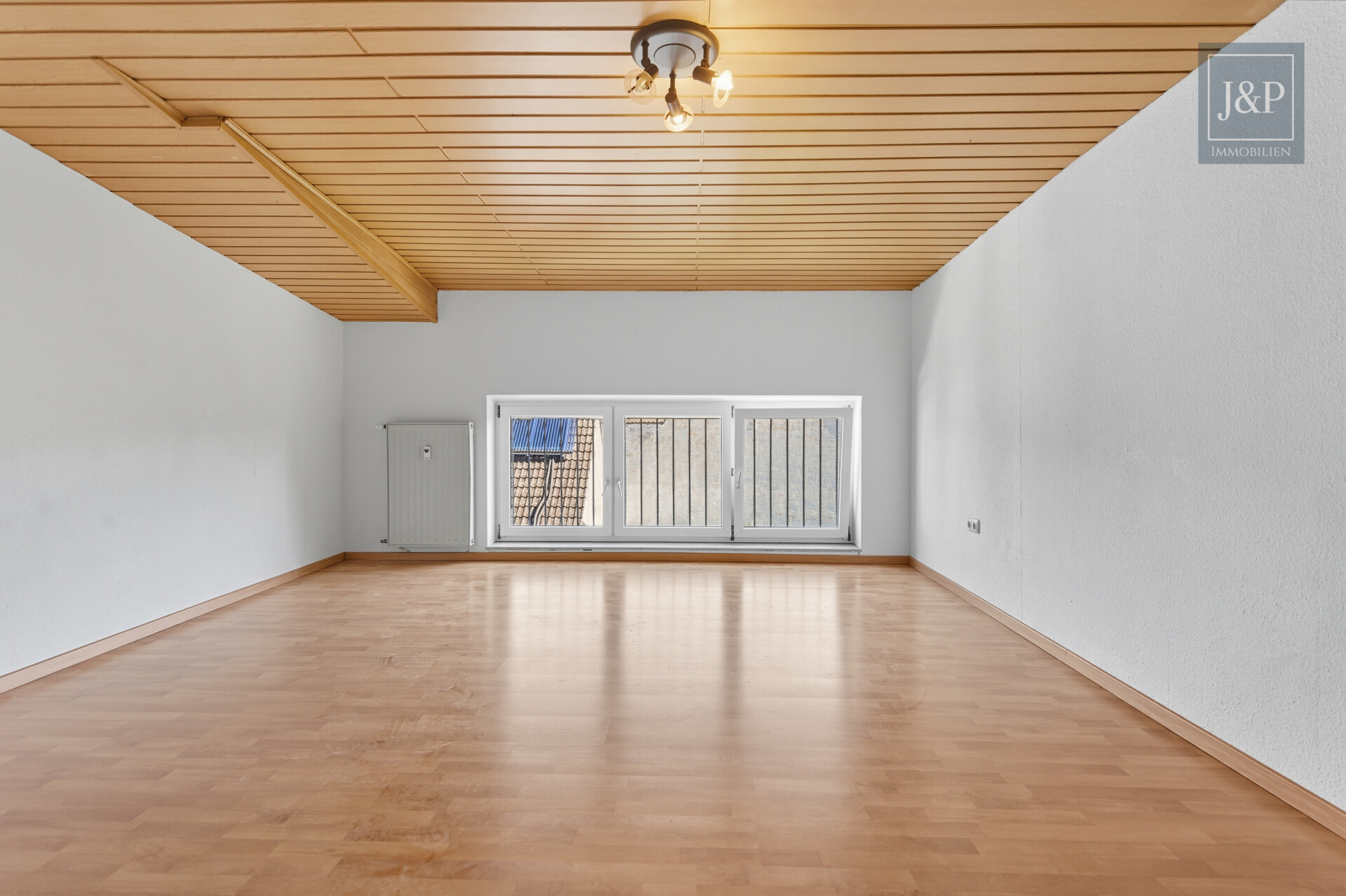 Traumhaft geschnittene Maisonette-Wohnung in ruhiger Lage! - Schlafzimmer