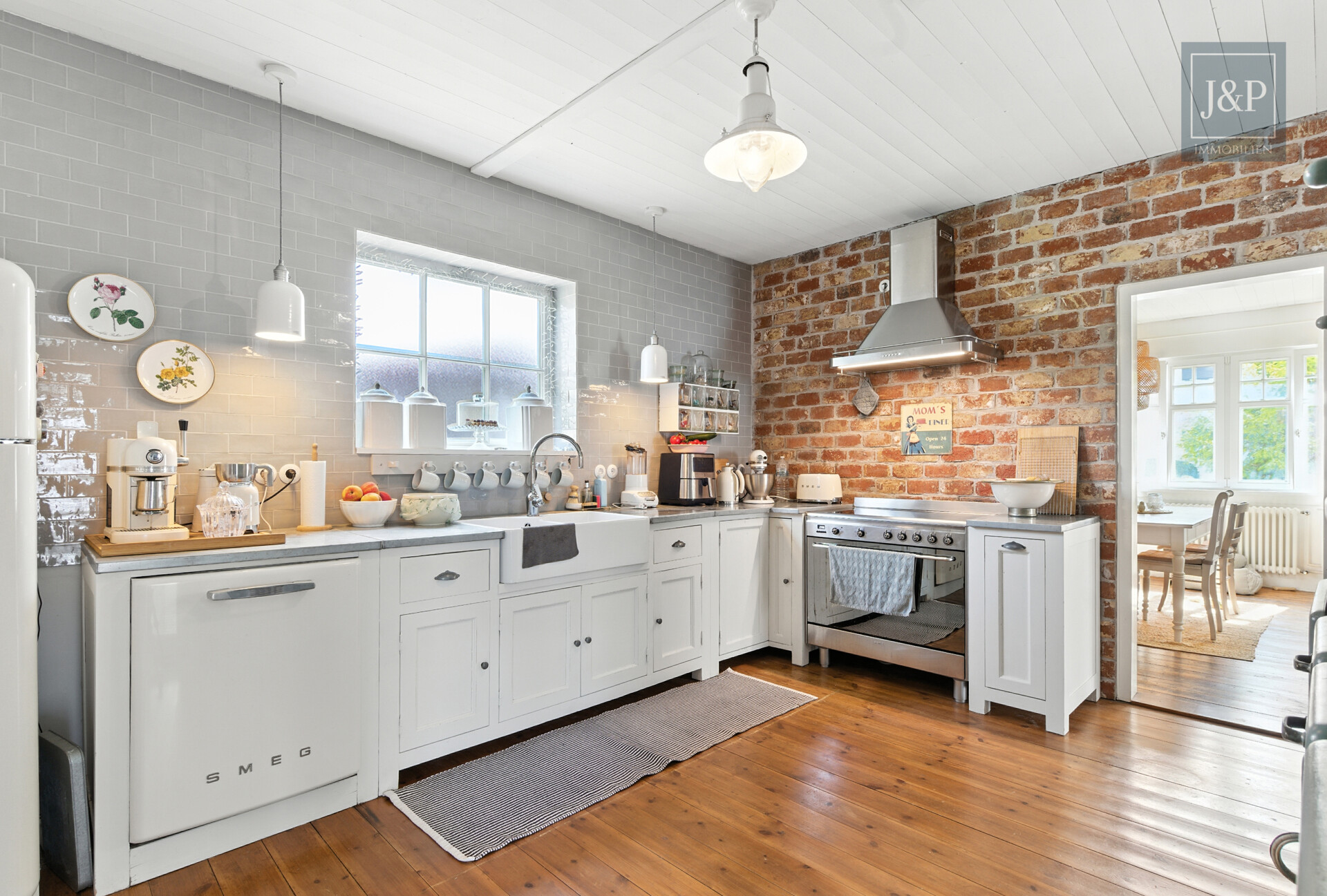 Komplettsanierung im Landhausstiel - Familienzuhause mit ELW & Baugrundstück - Küche