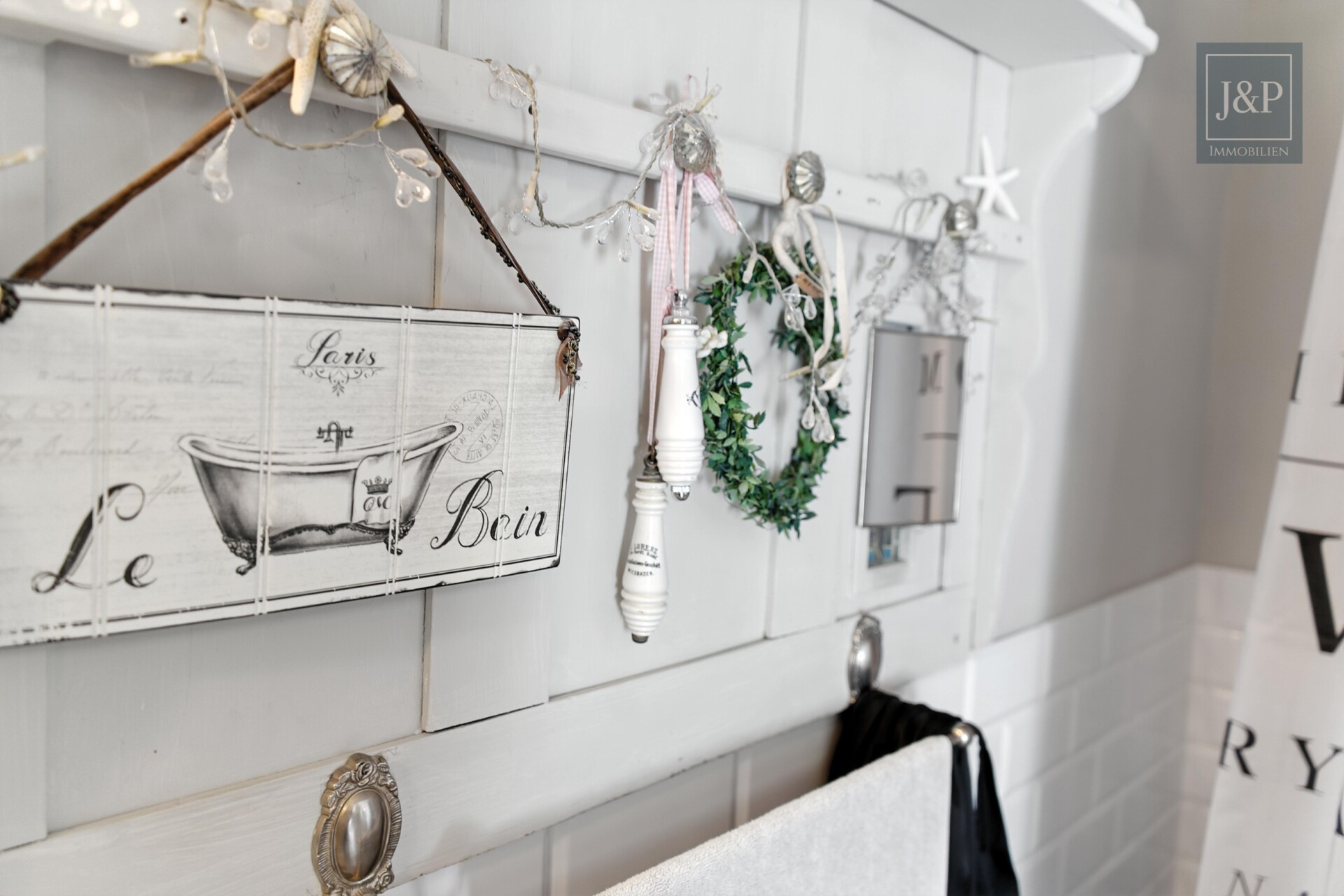 Komplettsanierung im Landhausstiel - Familienzuhause mit ELW & Baugrundstück - Details Anbau