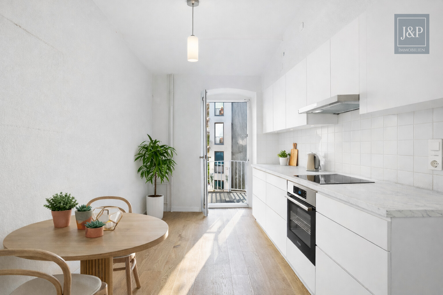 Toplage Maybachufer: Sonnige Altbauwohnung mit Balkon & Tageslichtbad - Küche Visualisierung