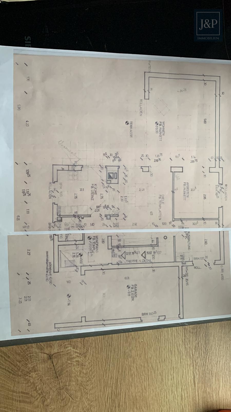 Reserviert - Absoluter Familientraum: Architektenhaus in ruhiger Lage mit traumhafter Garten. - Grundriss