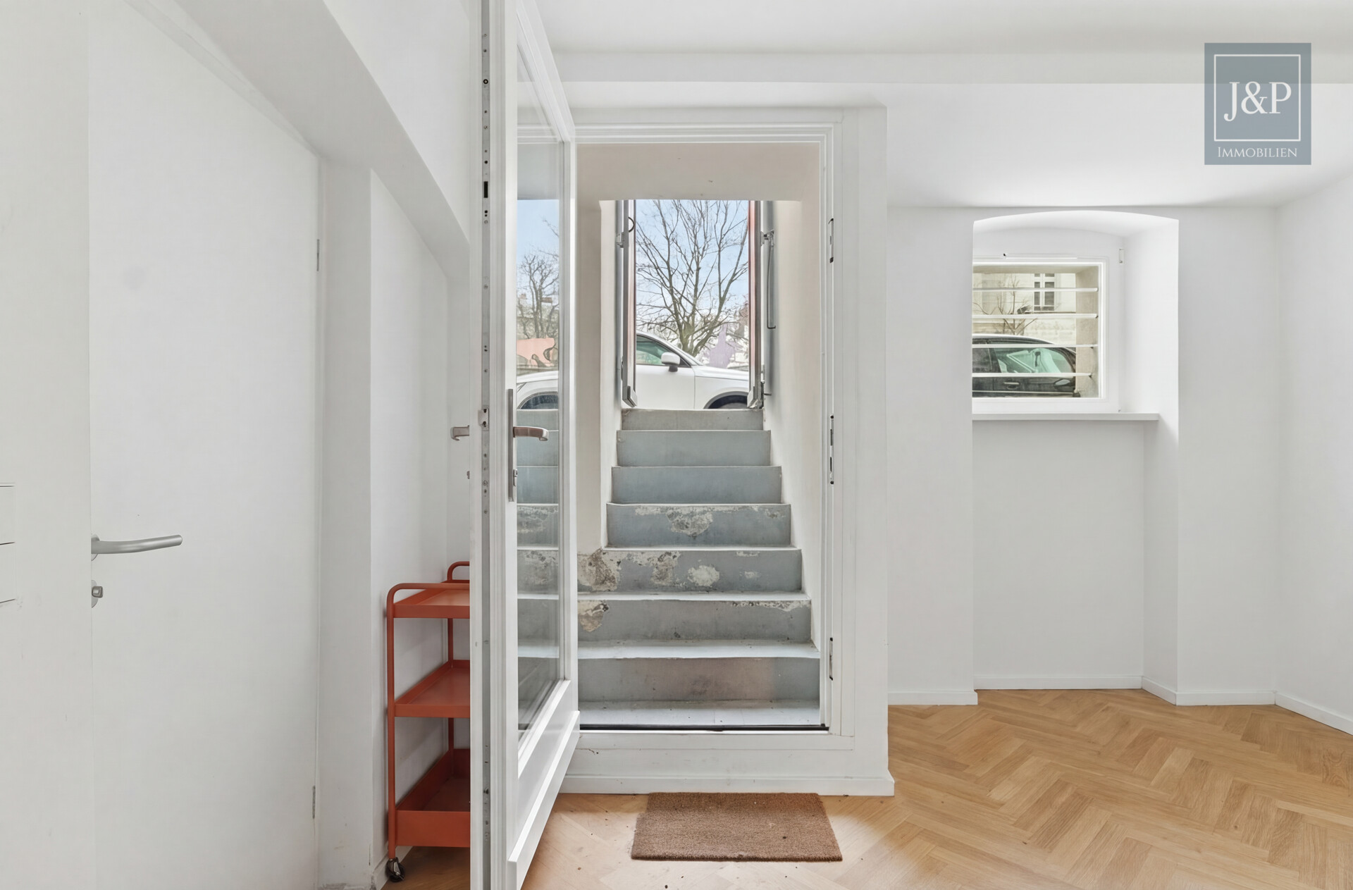 Modernisierte Gewerbefläche in Toplage am Maybachufer in Berlin-Neukölln - Zugang