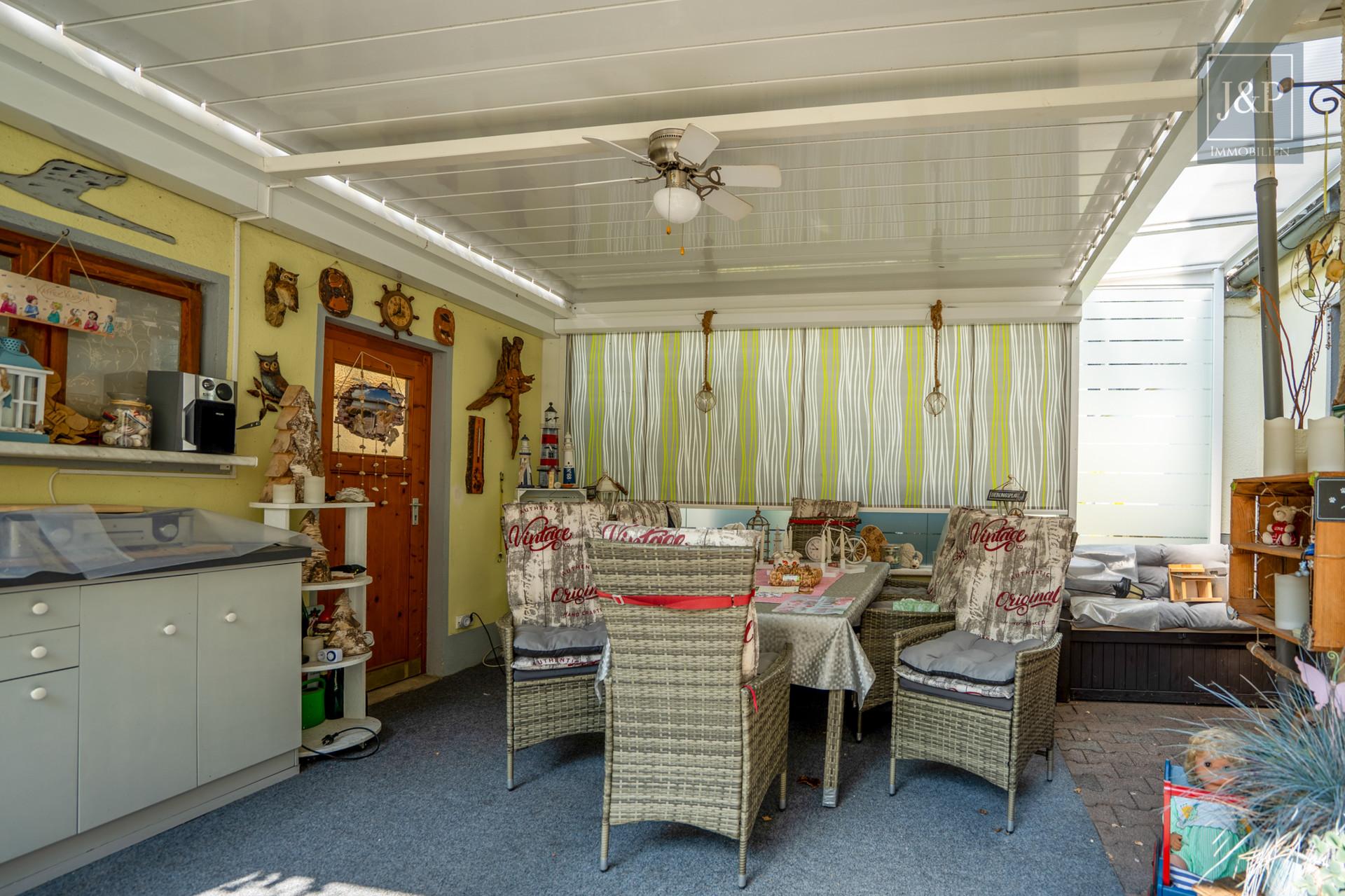 Wohn- & Geschäftshaus in Oberursel-Bommersheim mit Mieteinnahmen und viel Potenzial! - Wintergarten