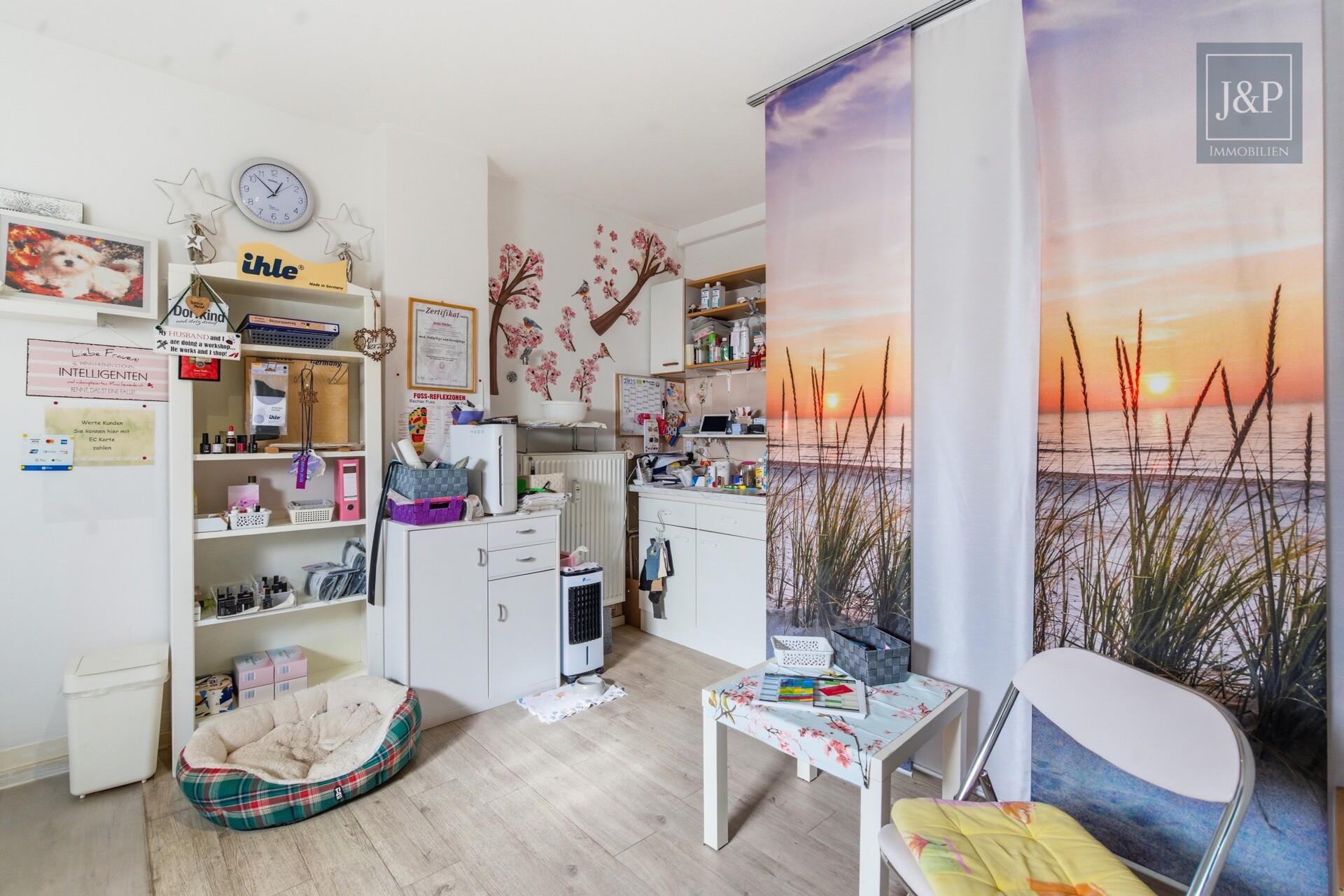 Wohn- & Geschäftshaus in Oberursel-Bommersheim mit Mieteinnahmen und viel Potenzial! - Studio EG