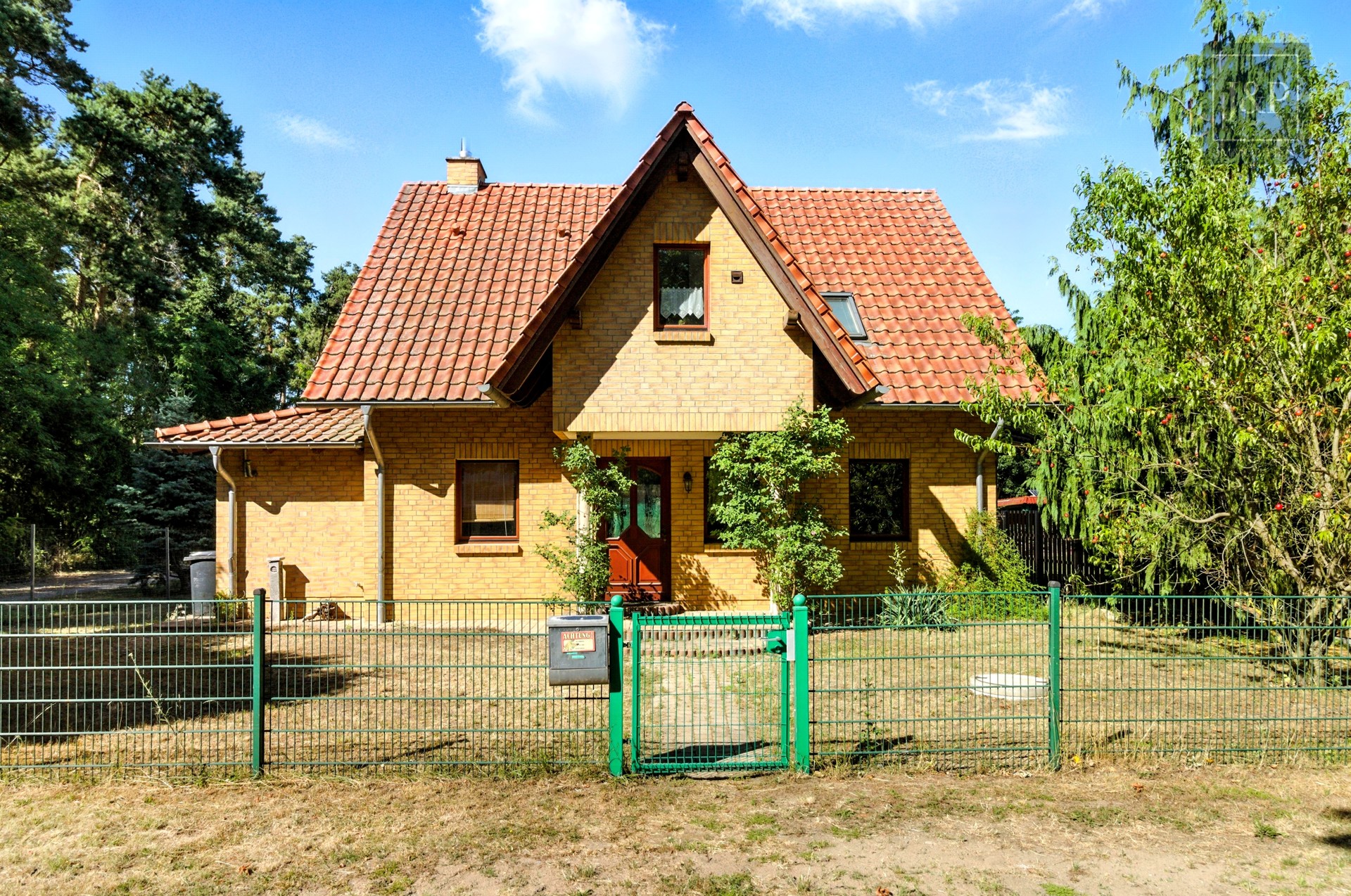 Familientraum in Limsdorf – hell, großzügig, naturnah - Außenansicht