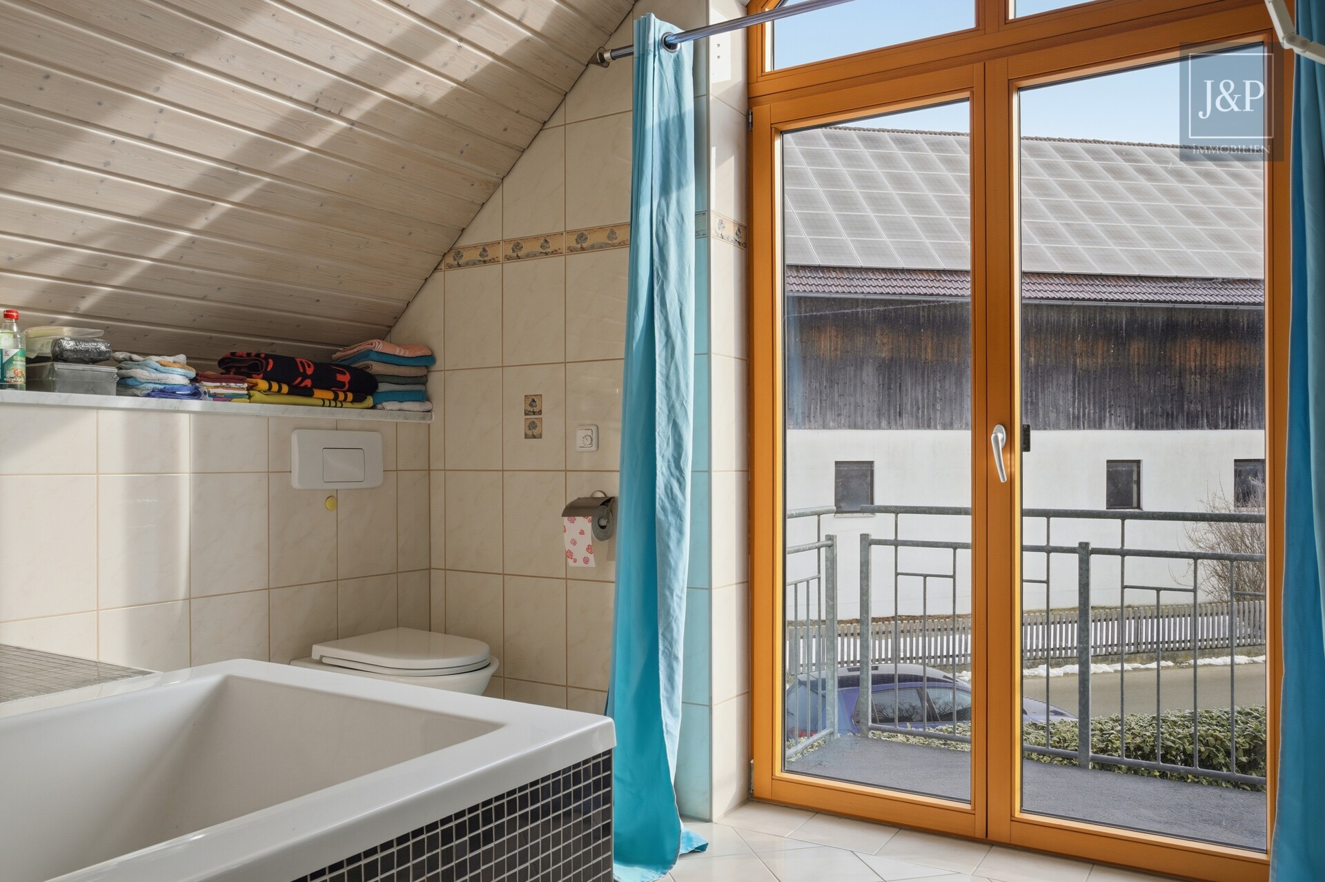 Ihr privates Naturparadies: Gepflegtes Einfamilienhaus auf traumhaften 1.500 m² Grund - Bad