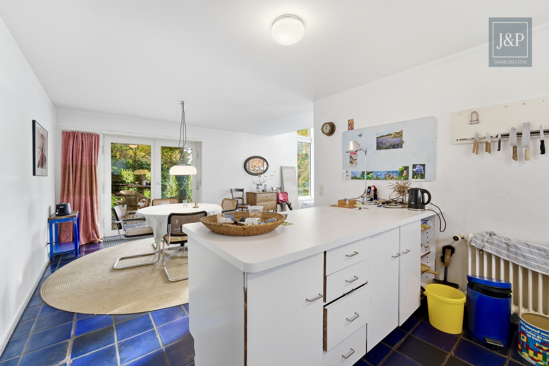 Einzigartige Architekten-Villa mit Panorama & Potenzial – Traumlage in Hofheim am Taunus - Küche