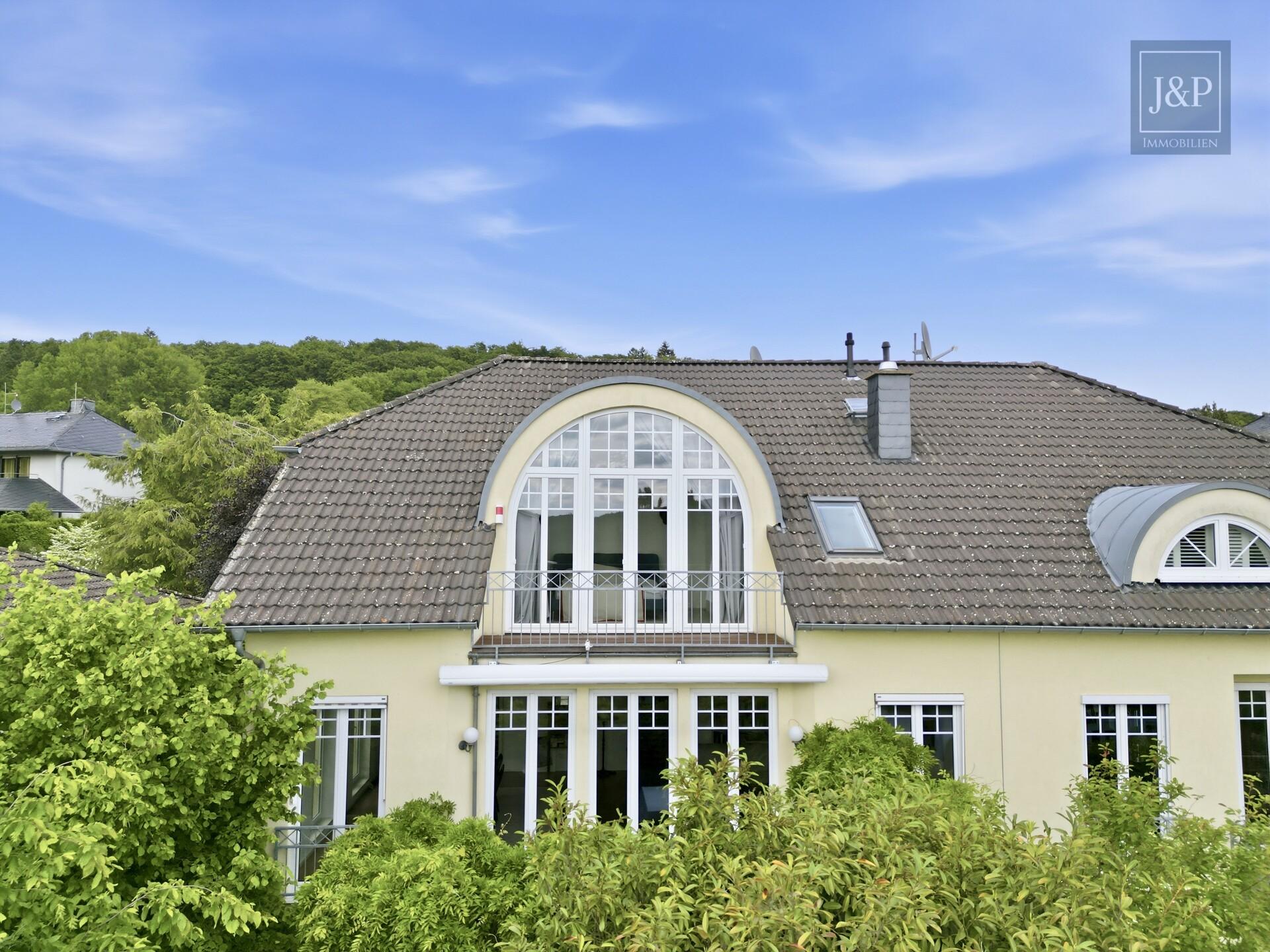 Exklusives Wohnen in Eppstein | Attraktiv zu 0,79 % finanzieren - Ansicht 1