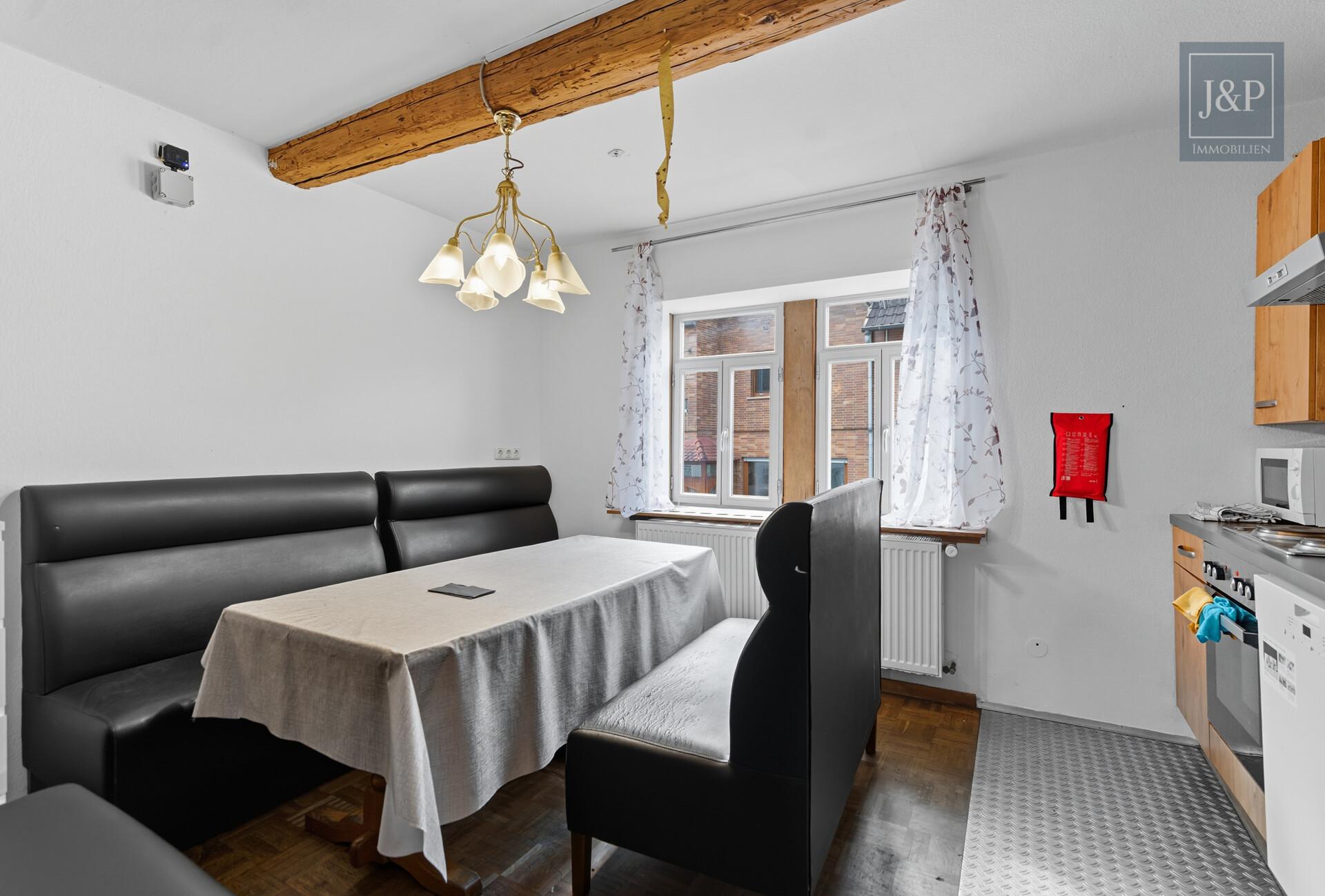 Viel Platz für Familie & Beruf: Fachwerkhaus mit Einliegerwohnung und Hof! - Küche