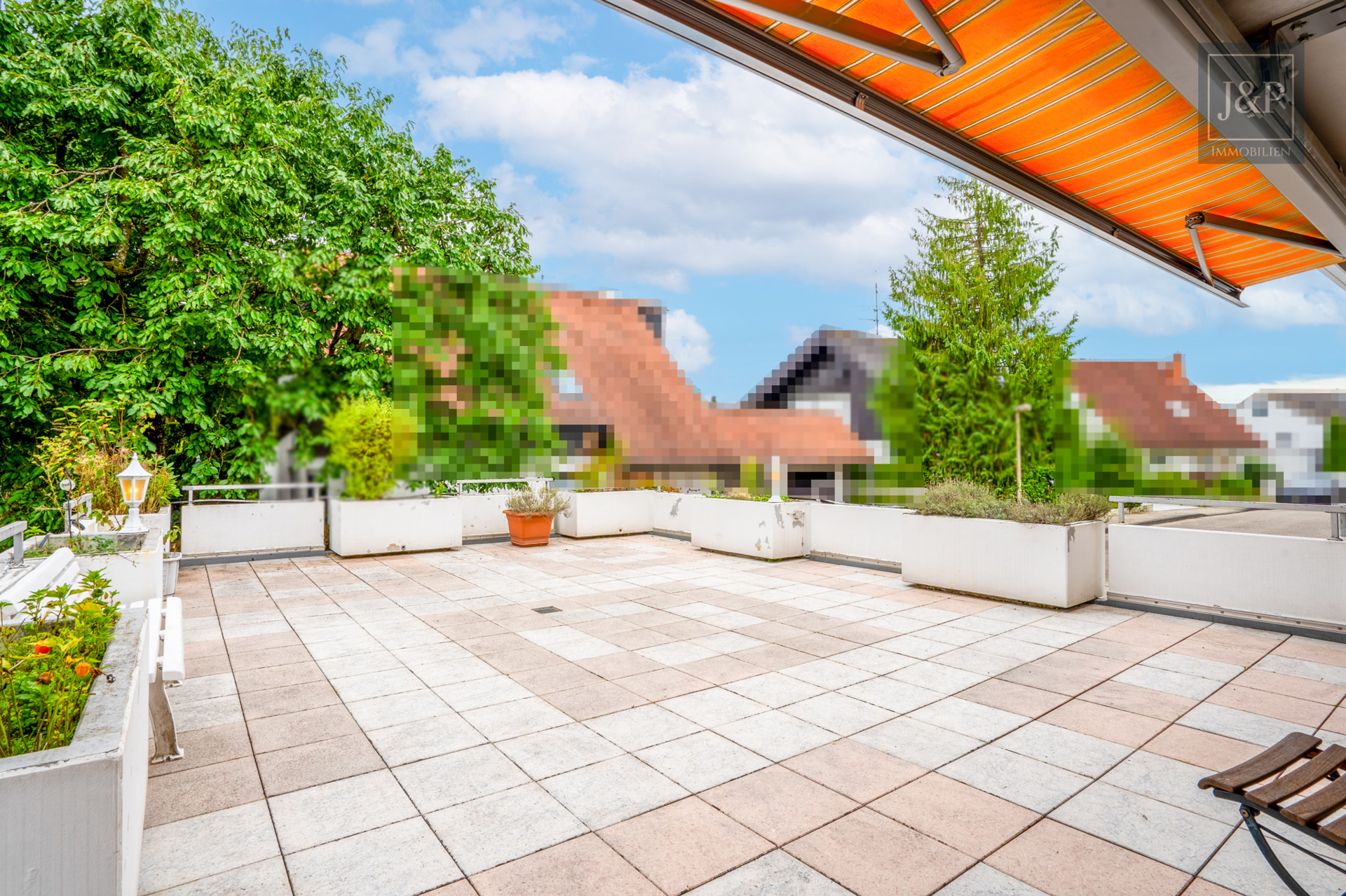 Mehrgenerationenwohnen oder Kapitalanlage – Mehrfamilienhaus mit vier Einheiten in Bestlage! - Terrasse EG