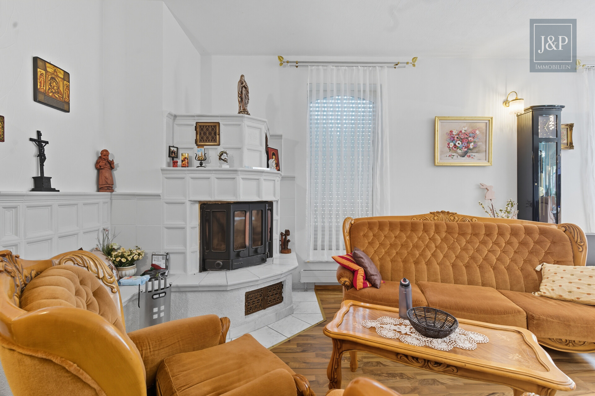 Ein - Zweifamilienhaus im Villenviertel von Glattbach. Gehobener Lebensstil am Waldrand - Kaminecke