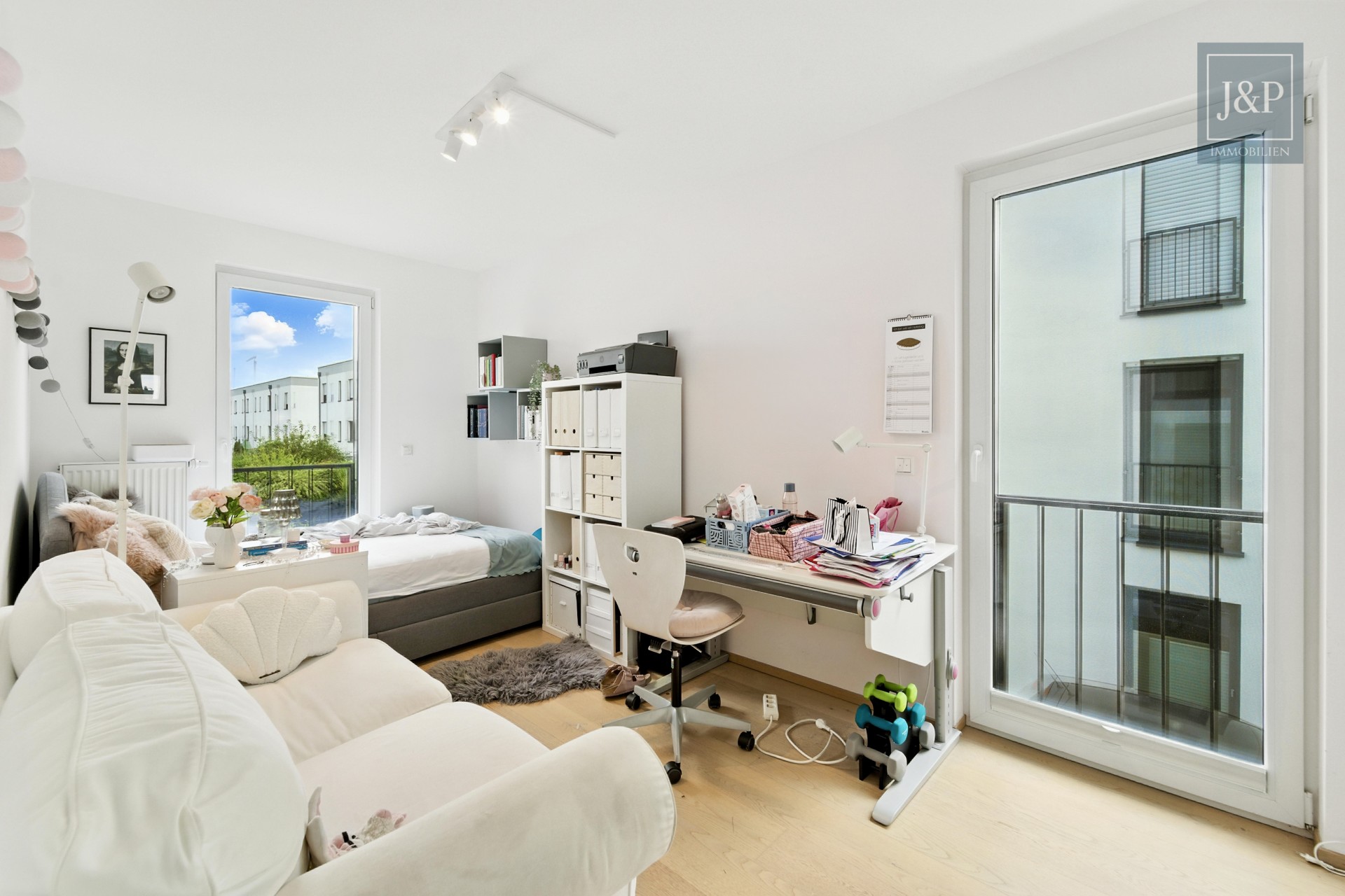 Seltene Gelegenheit! Moderne Doppelhaushälfte mit Elternsuite, Feldblick & hochwertiger Ausstattung in Wallau - Schlafzimmer 1