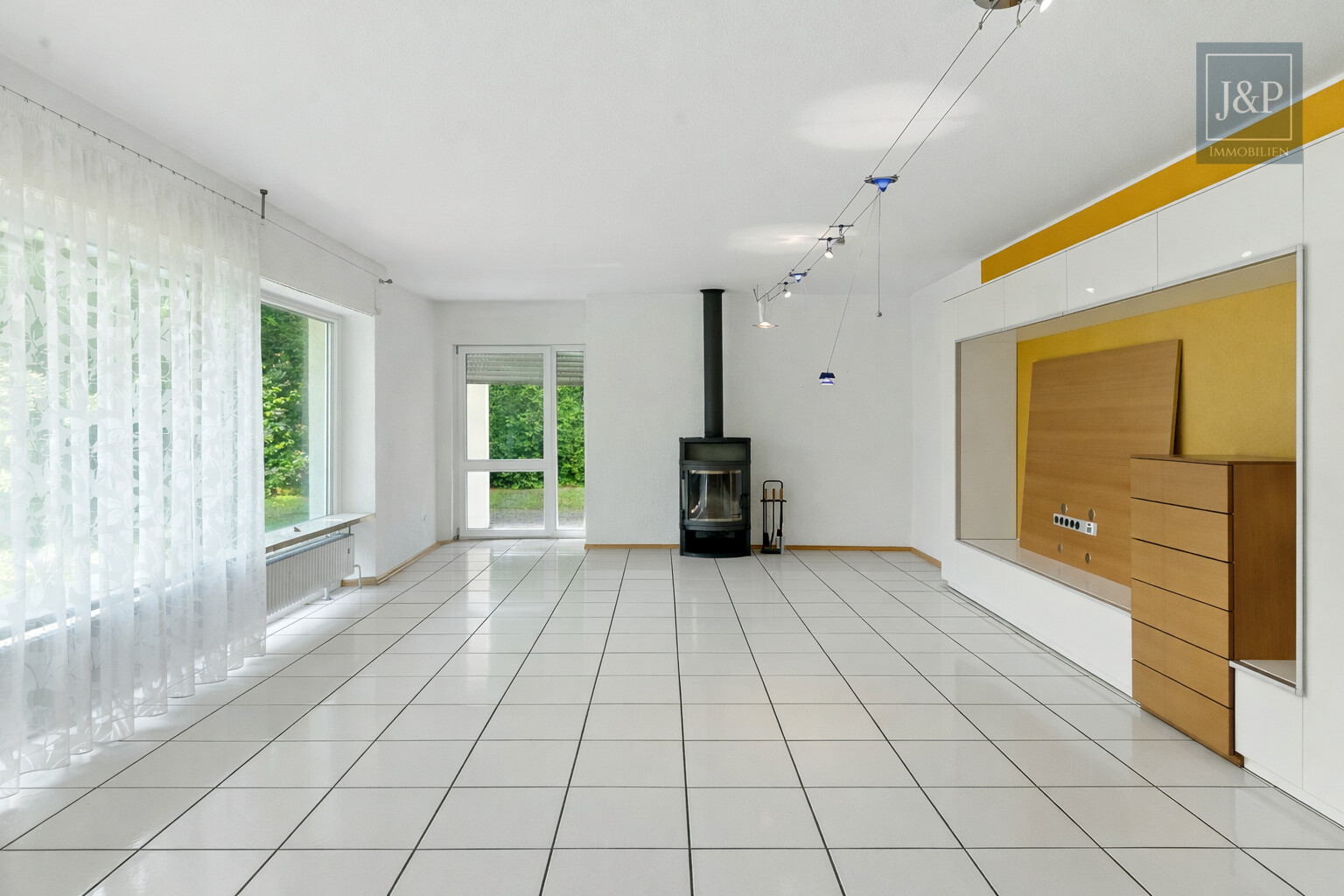 Wohnen in Top-Lage von Goldbach! – Besonderes Wohnerlebnis im Architektenhaus - Wohnbereich