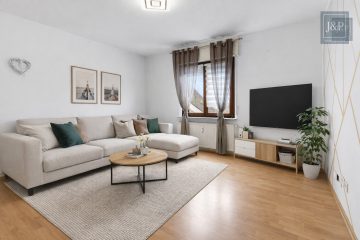 Großzügige Wohnung über zwei Etagen mit moderner Küche, 63165 Mühlheim / Lämmerspiel, Maisonettewohnung