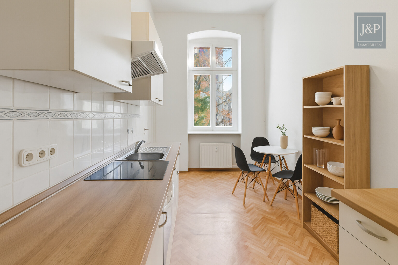 Bezugsfreie 1-Zimmer-Wohnung mit separater Küche in ruhiger Lage von Pankow - Küche eingerichtet