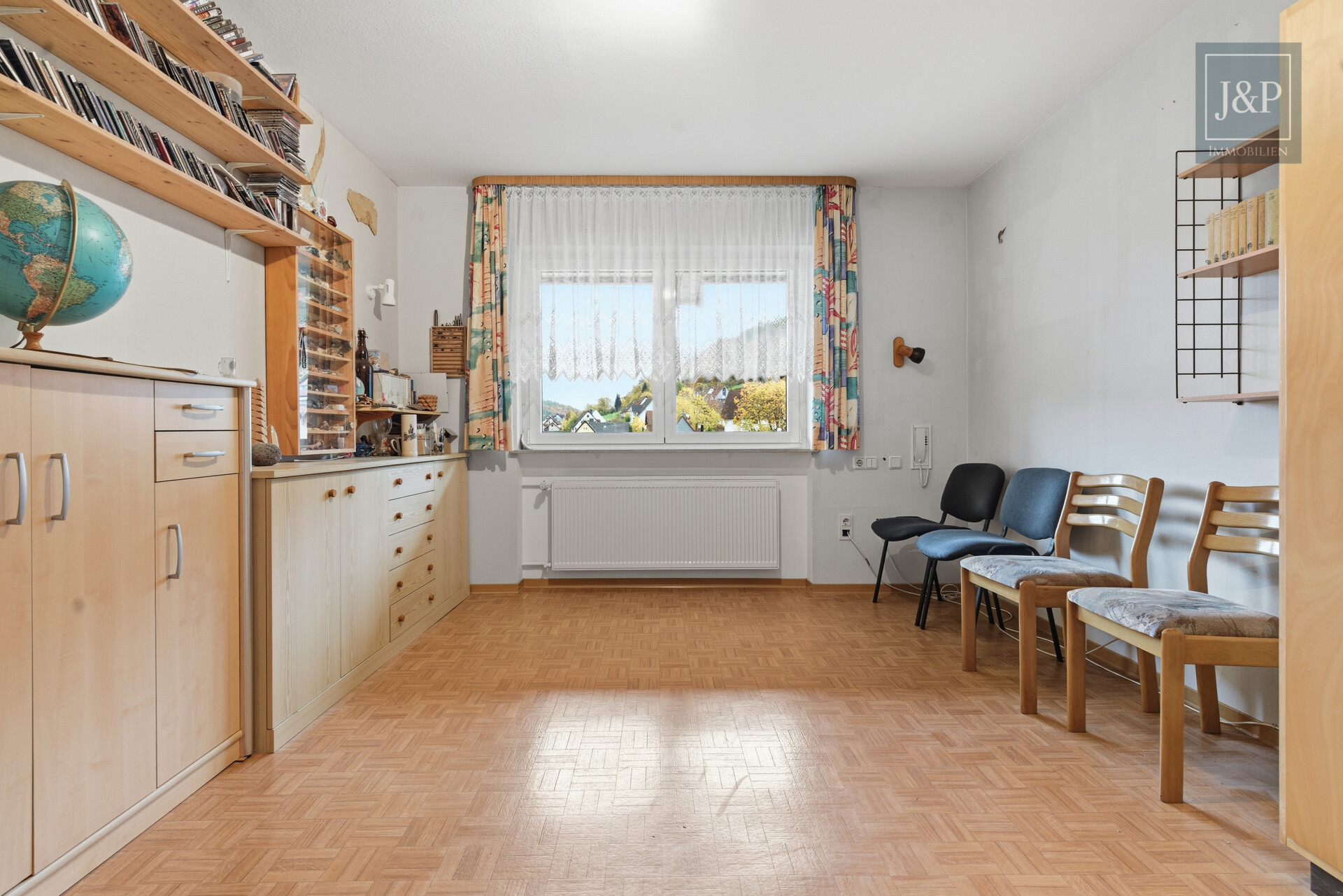 Sofort Verfügbar! 4,5 Zimmer-Wohnung in ruhiger Lage in Mömbris! - Kinderzimmer 1