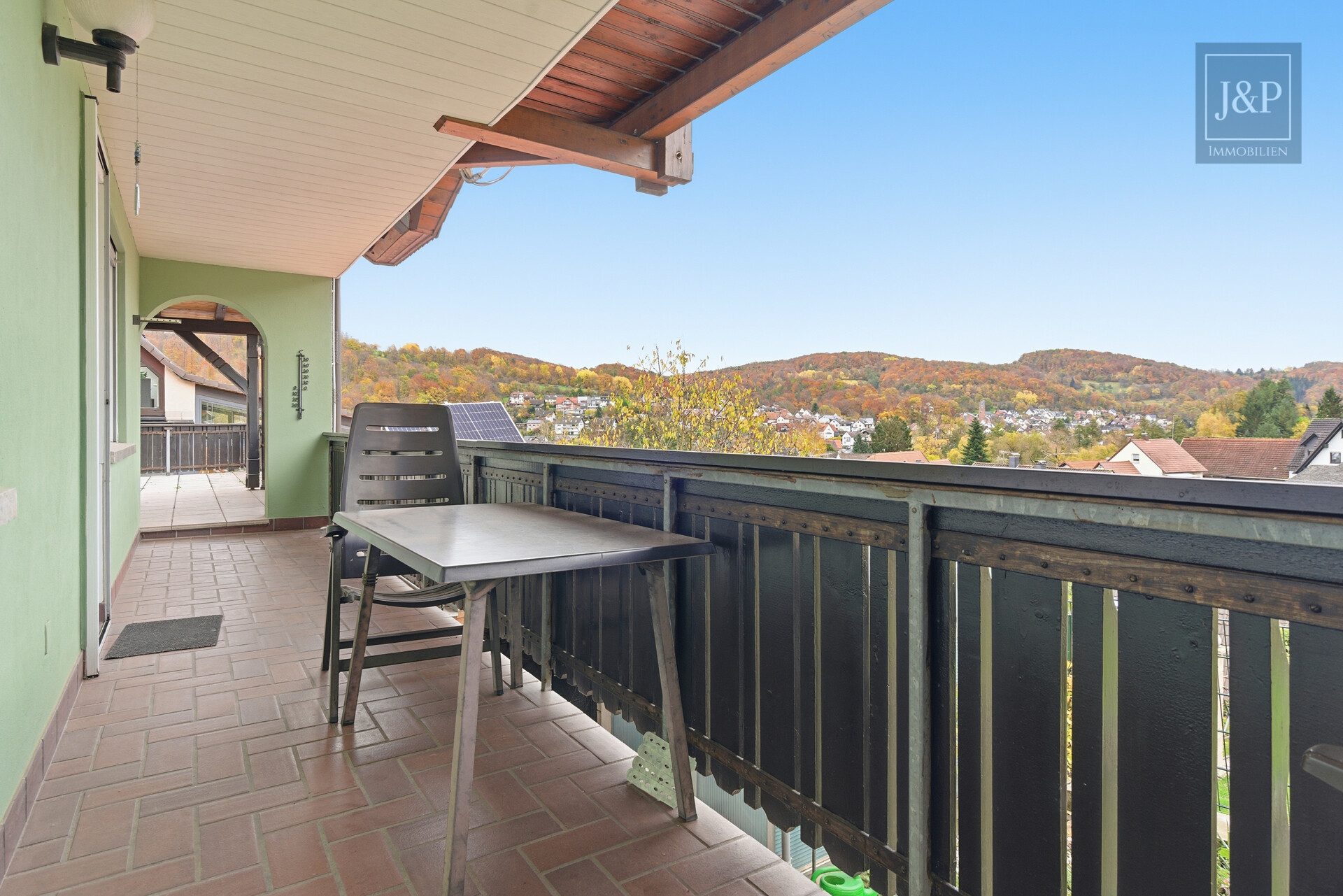 Sofort Verfügbar! 4,5 Zimmer-Wohnung in ruhiger Lage in Mömbris! - Balkon