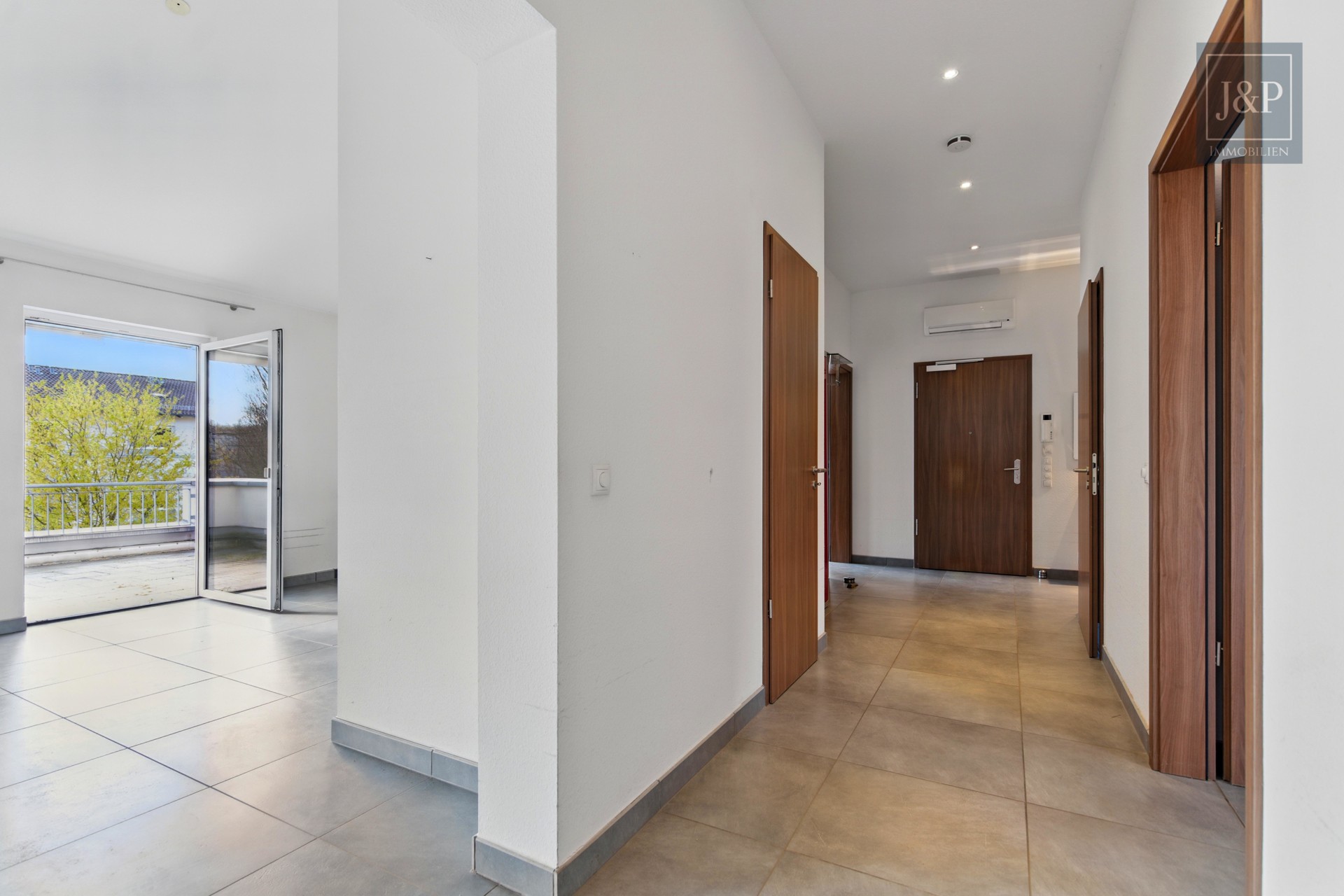 Barrierefreies Penthouse mit Dachterrasse – Großzügig & Komfortabel - Perfekt für das Alter - Flur