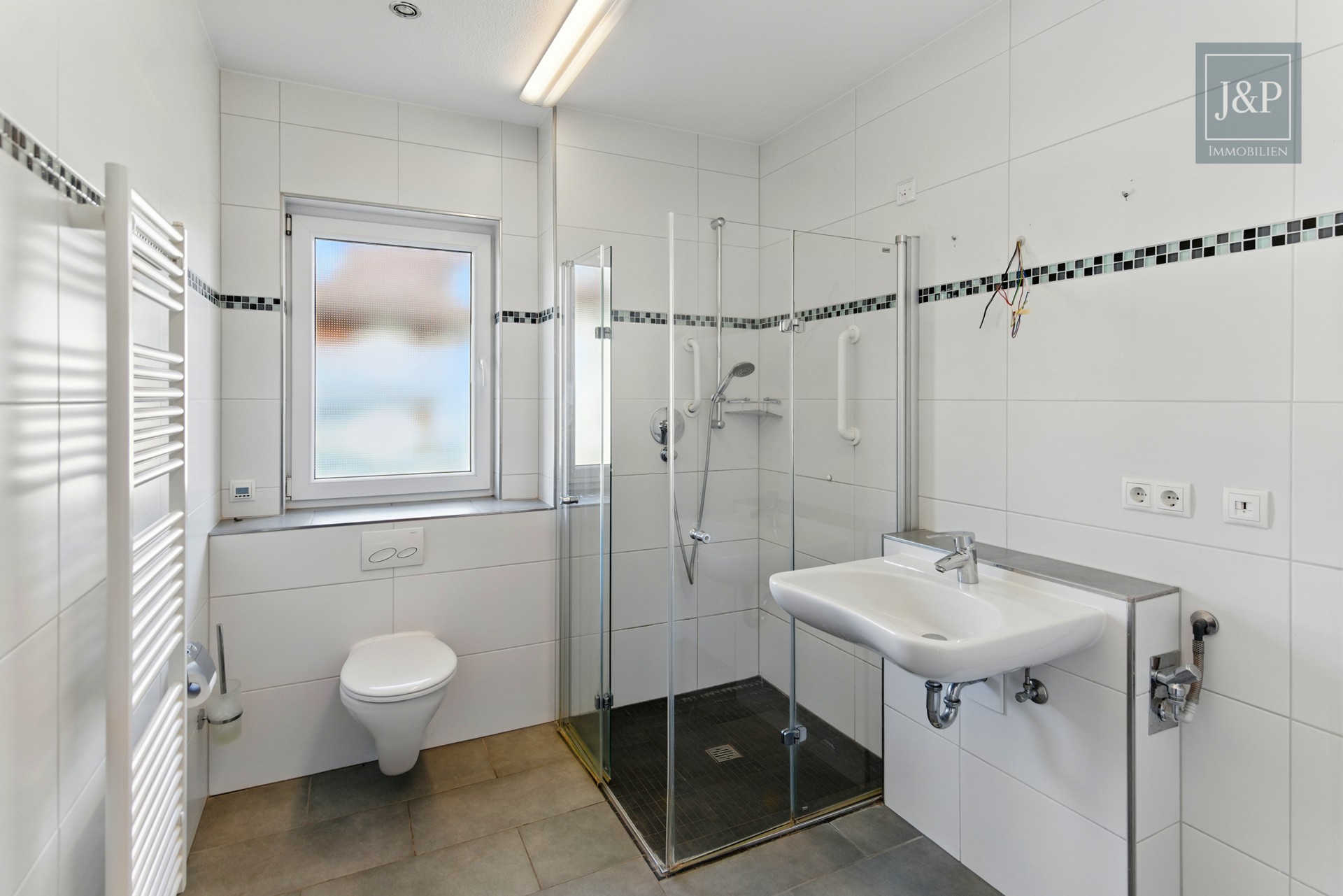 Barrierefreies Penthouse mit Dachterrasse – Großzügig & Komfortabel - Perfekt für das Alter - Badezimmer
