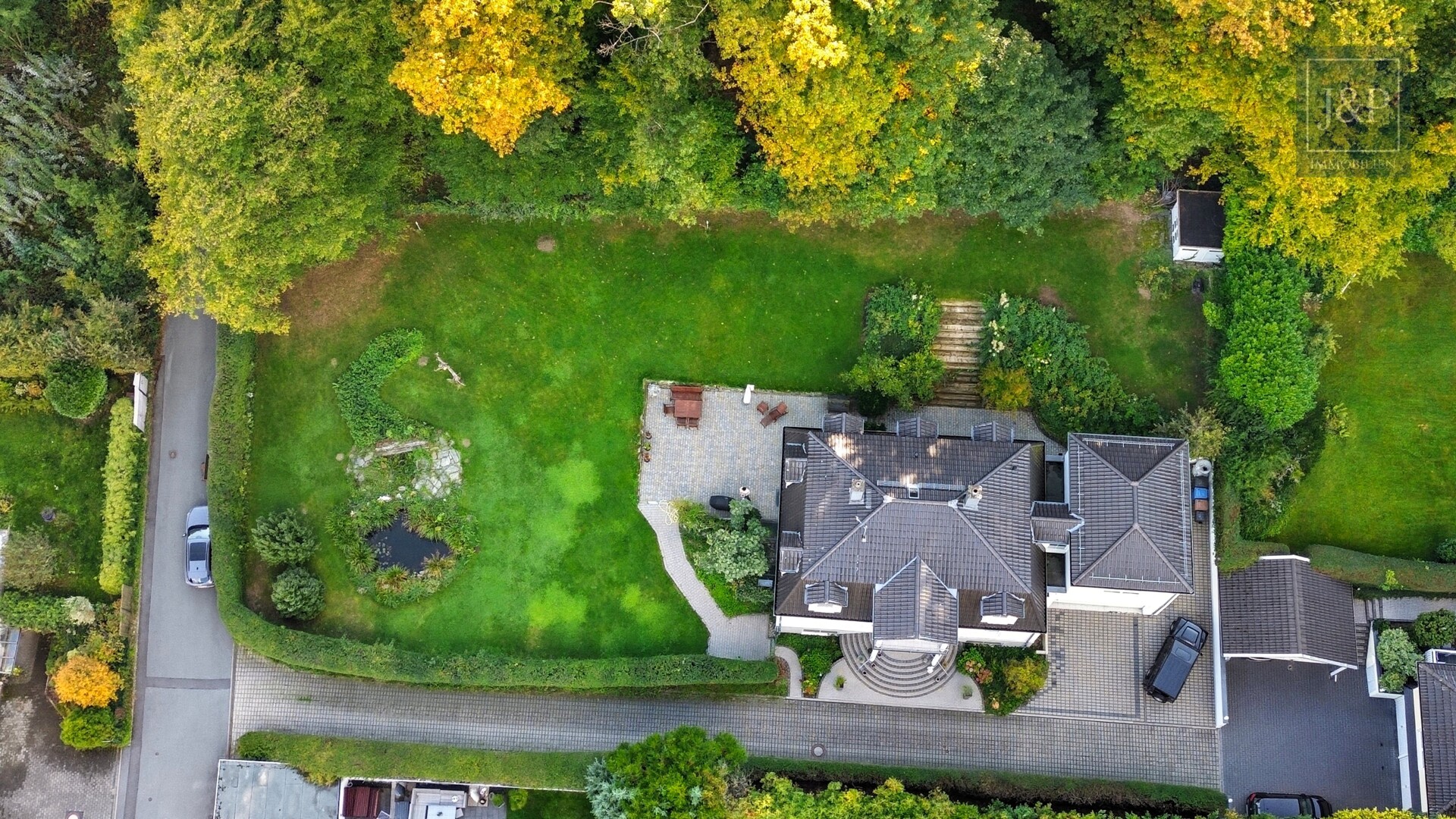 Repräsentative Villa in direkter Waldrandlage – Weitblick, Ruhe und Lebensqualität pur - Grundstück