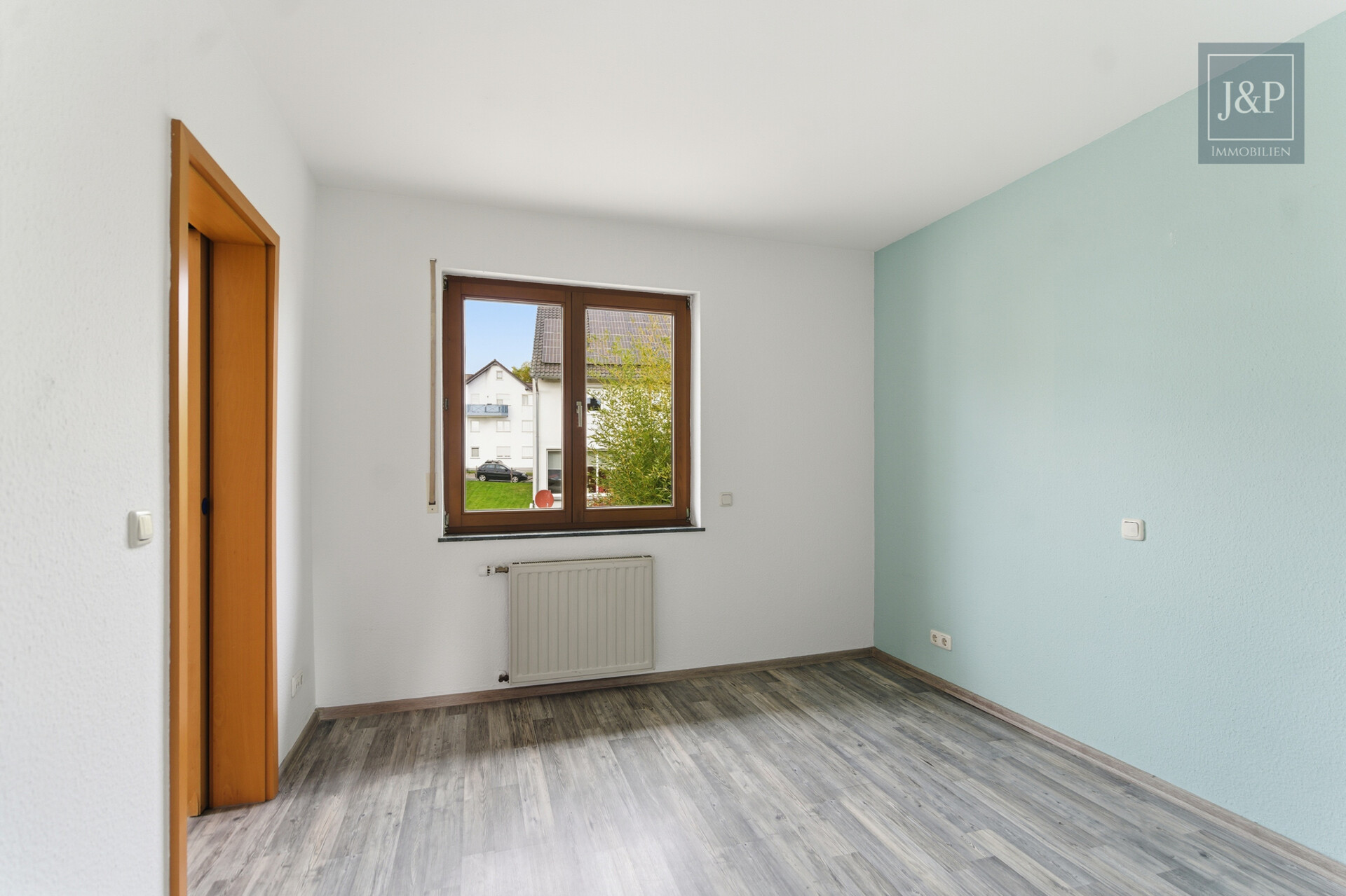 Doppelhaushälfte mit Einliegerwohnung, 3 Terrassen und Wintergarten – ideal für Familien oder Mehrgenerationen! - Schlafzimmer 3