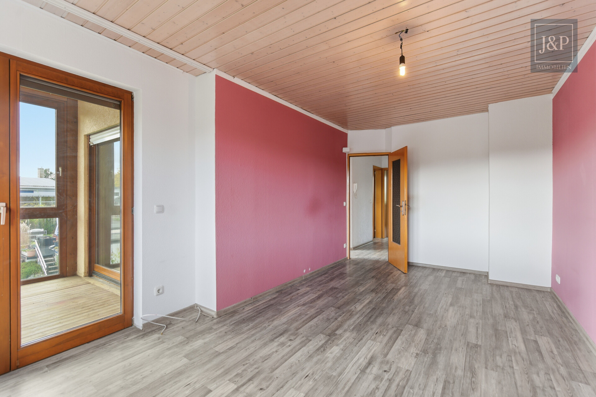 Doppelhaushälfte mit Einliegerwohnung, 3 Terrassen und Wintergarten – ideal für Familien oder Mehrgenerationen! - Schlafzimmer 1