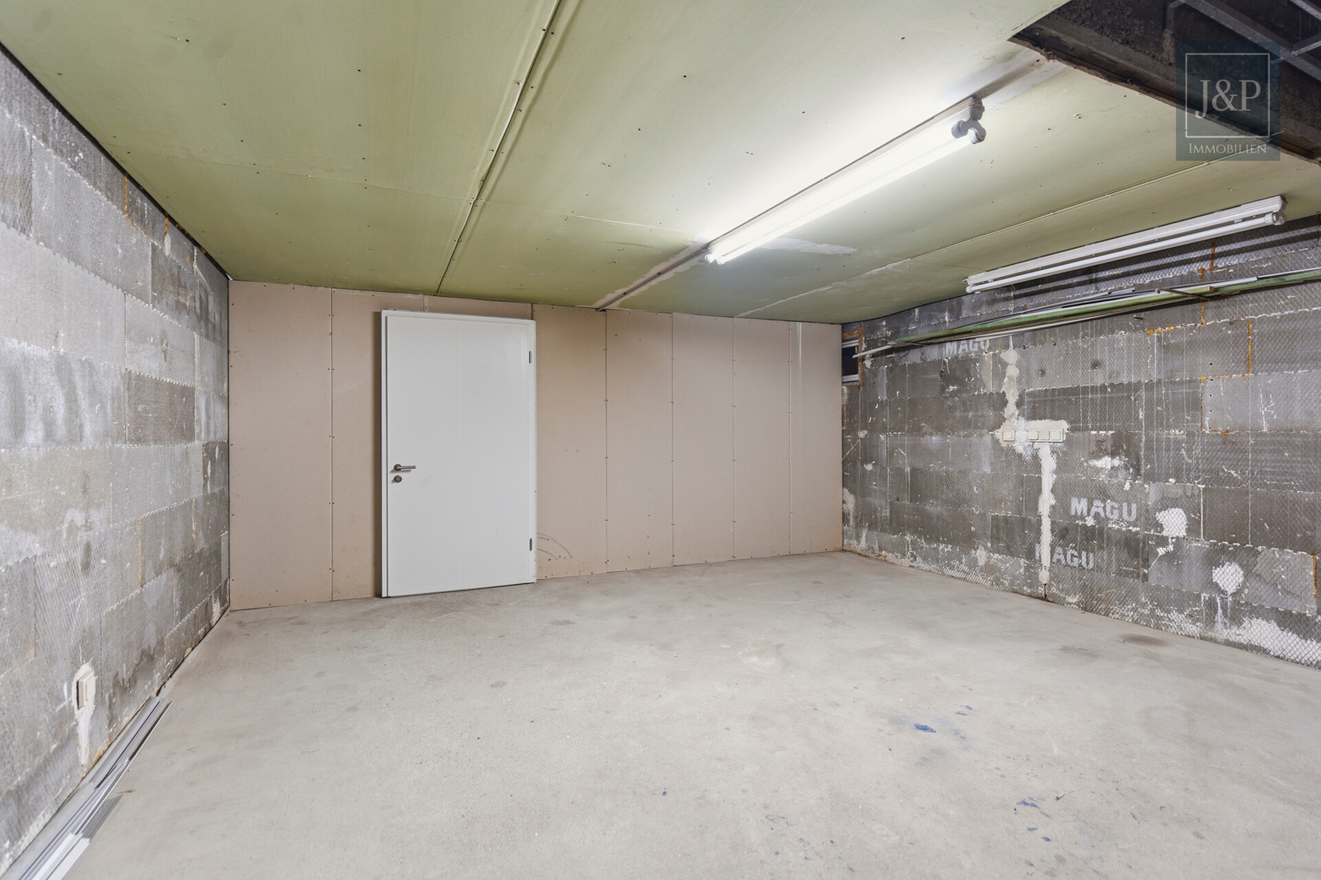 Doppelhaushälfte mit Einliegerwohnung, 3 Terrassen und Wintergarten – ideal für Familien oder Mehrgenerationen! - Keller