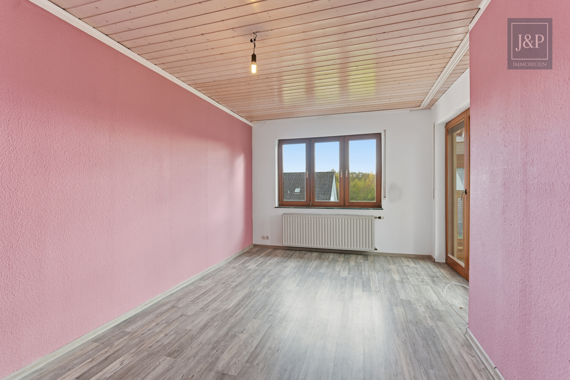 Doppelhaushälfte mit Einliegerwohnung, 3 Terrassen und Wintergarten – ideal für Familien oder Mehrgenerationen! - Schlafzimmer 1