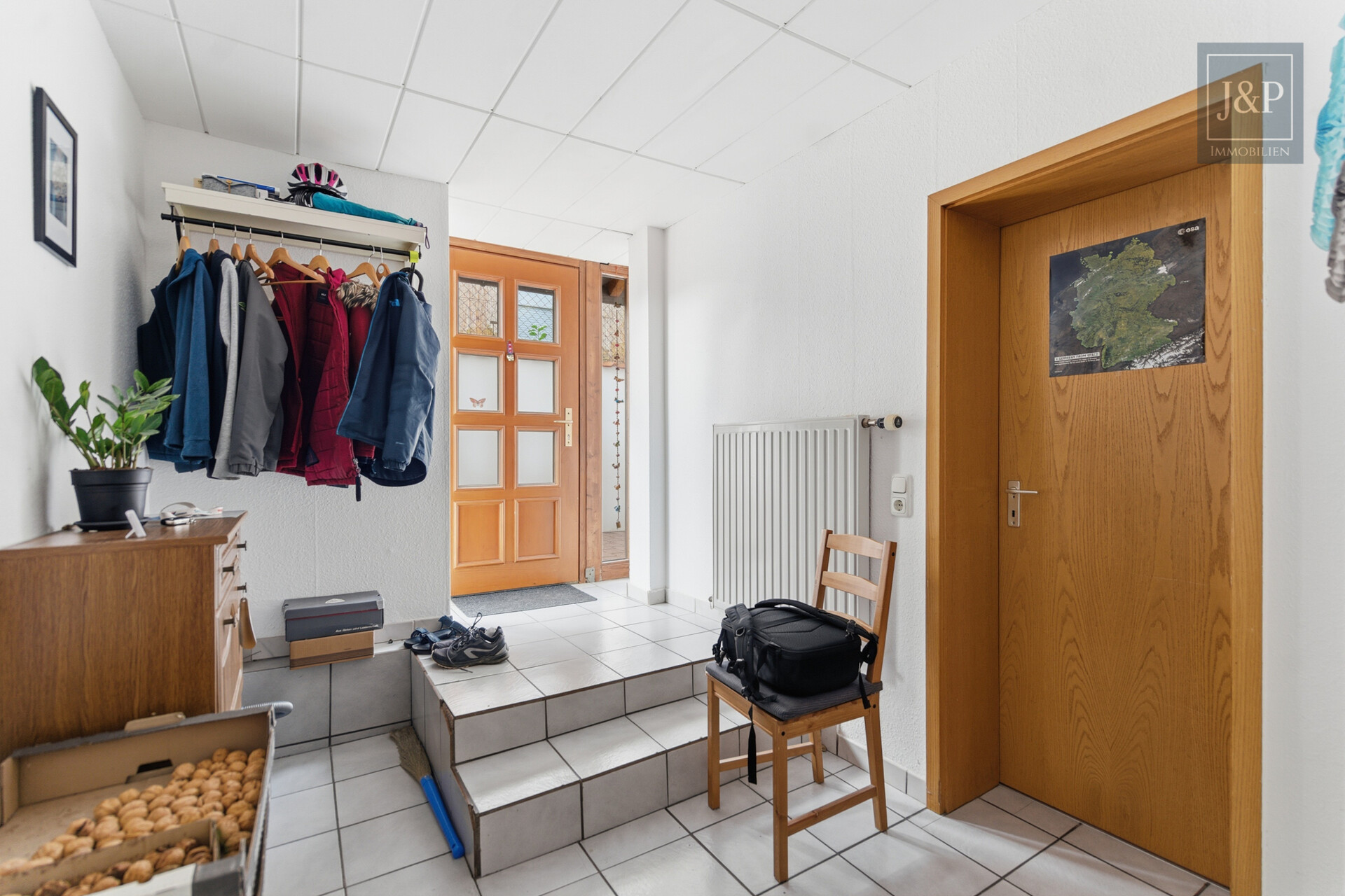 Doppelhaushälfte mit Einliegerwohnung, 3 Terrassen und Wintergarten – ideal für Familien oder Mehrgenerationen! - ELW