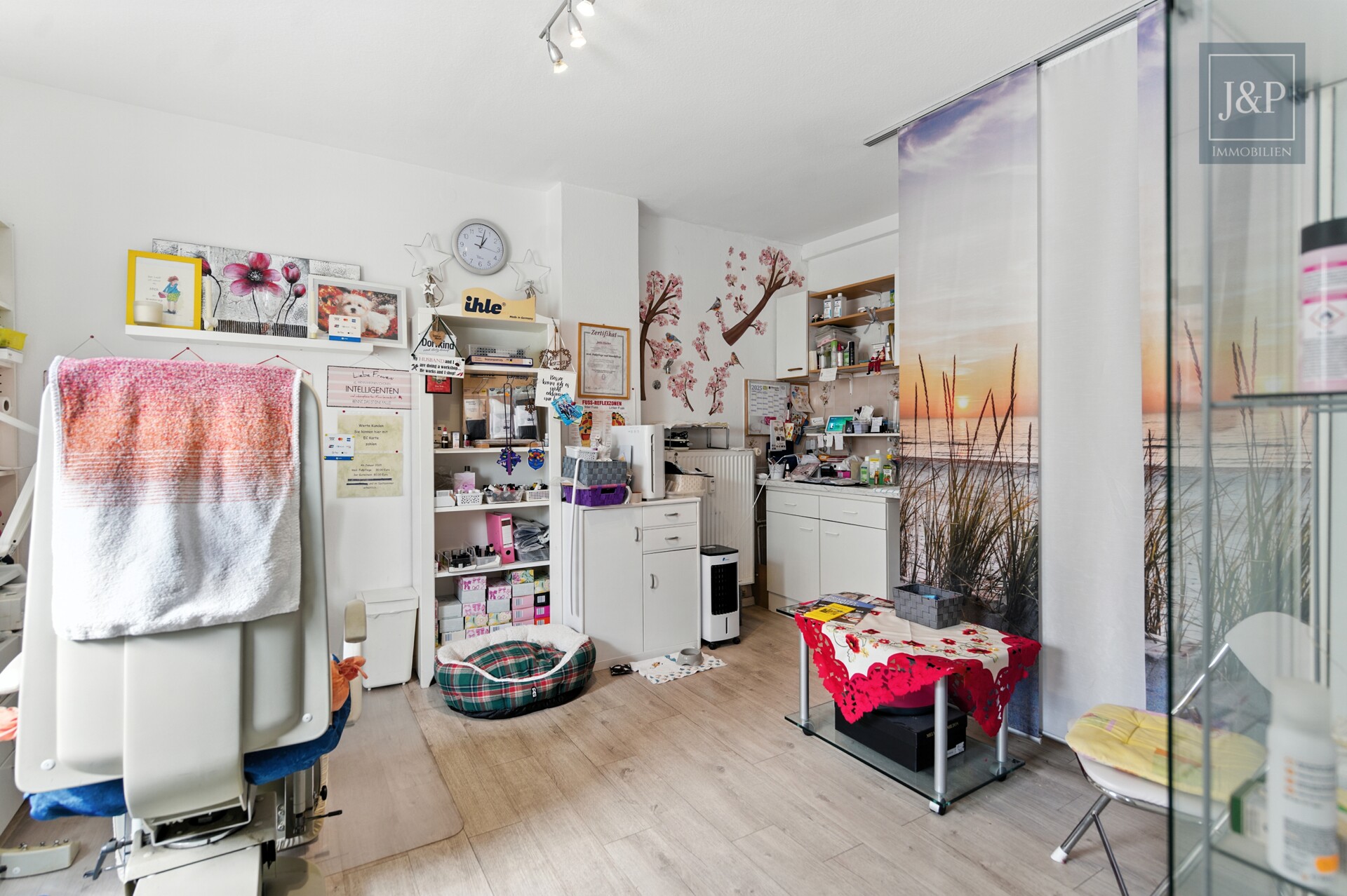 Vielseitiges Wohn- und Geschäftshaus in zentraler Lage von Oberursel! - Studio-Appartment EG