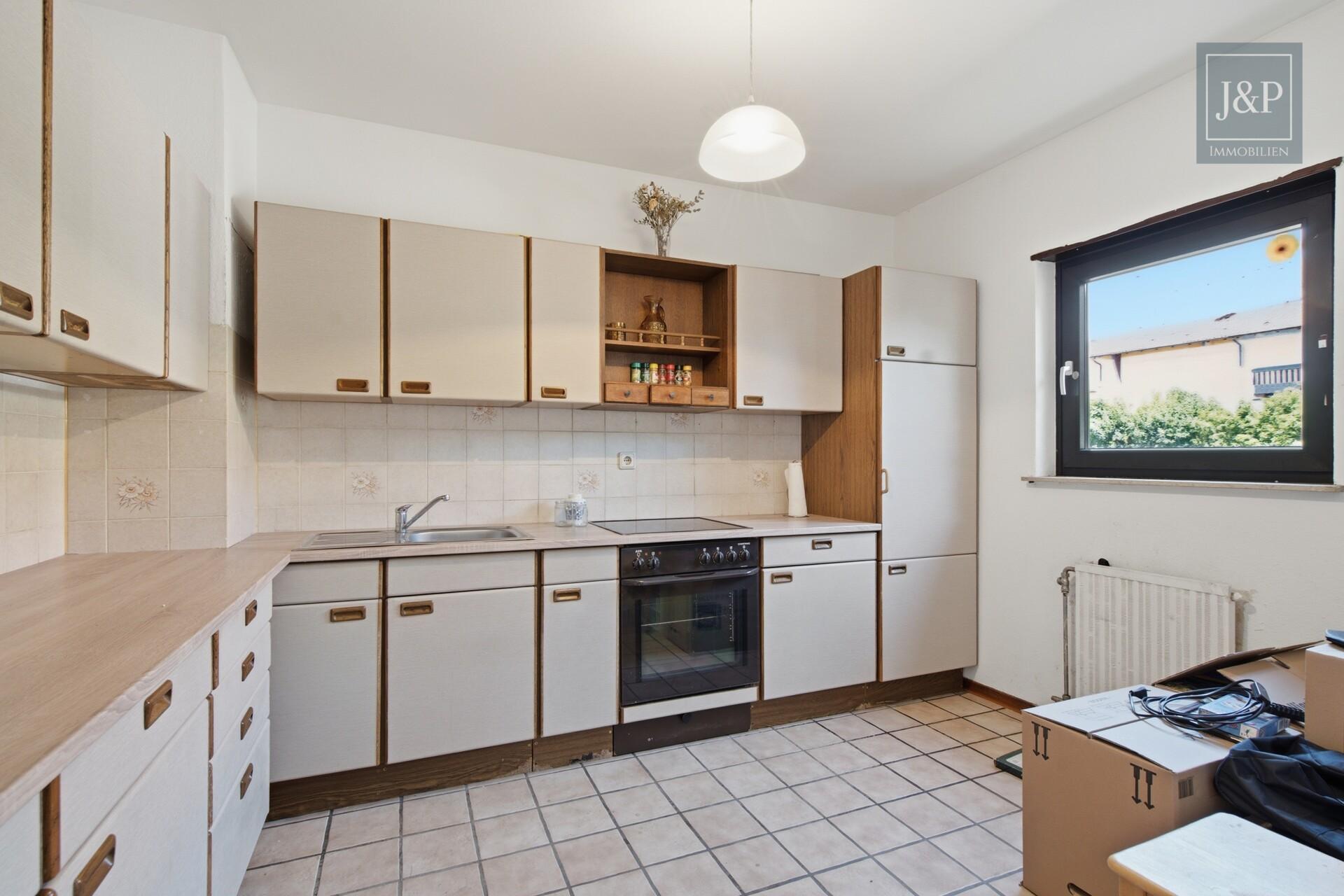 Energetisches Familienzuhause mit Fernblick in guter Lage von Nordenstadt - Küche