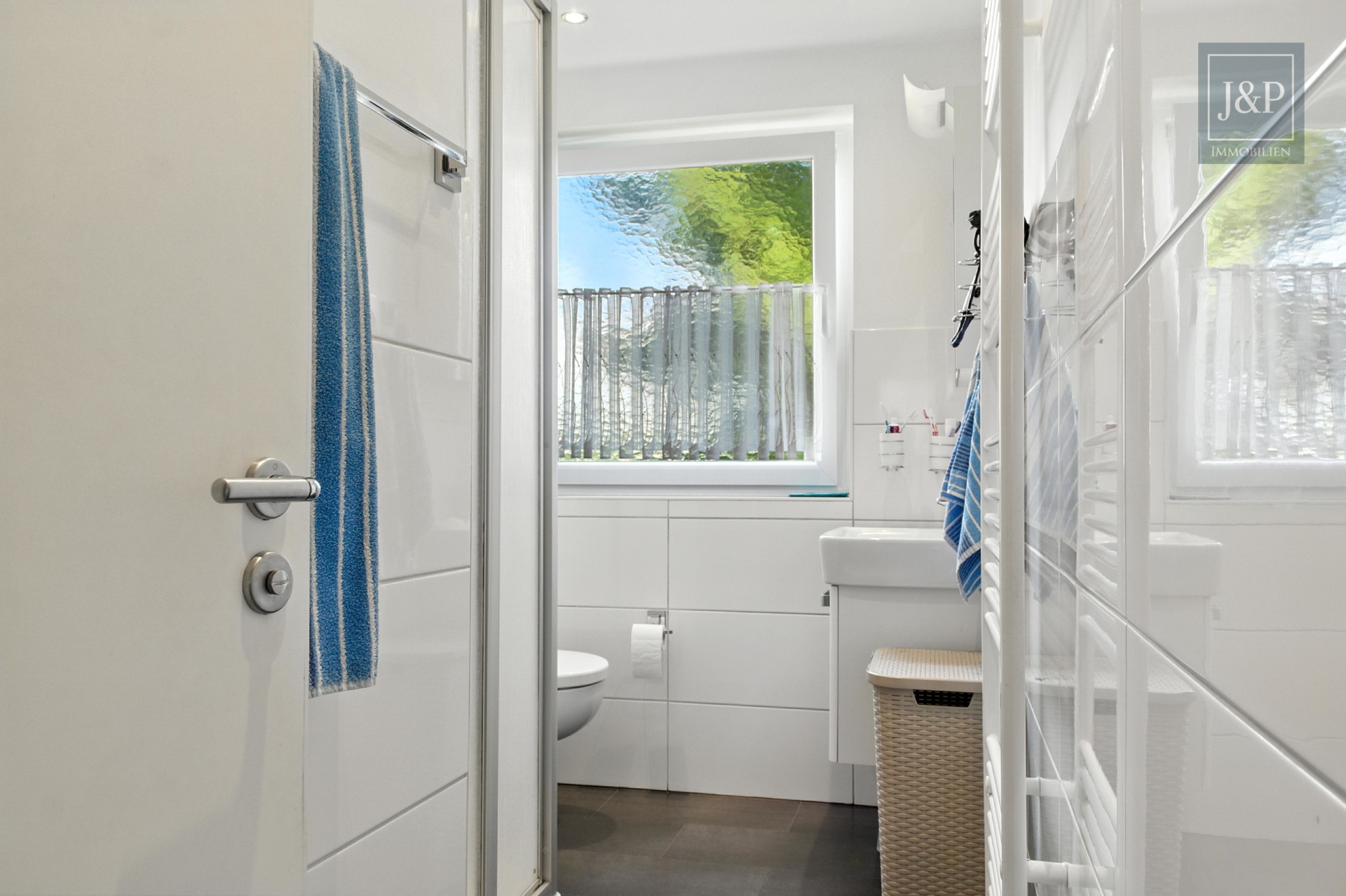 Hell, ruhig & gut gepflegt – Eigentumswohnung mit Wohlfühlfaktor! - Bad