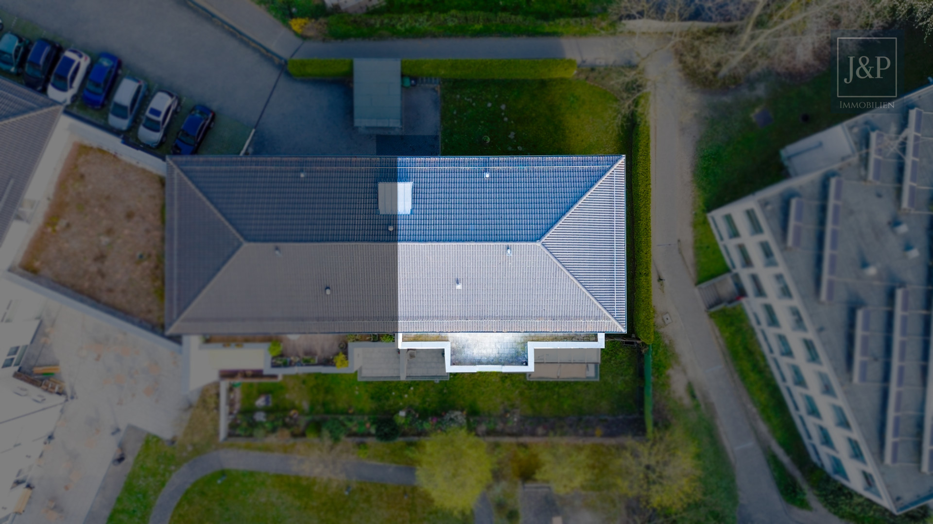 !! Bieterverfahren !! - Penthouse mit Dachterrasse – Großzügig & Komfortabel - Perfekt für das Alter - Außenansicht