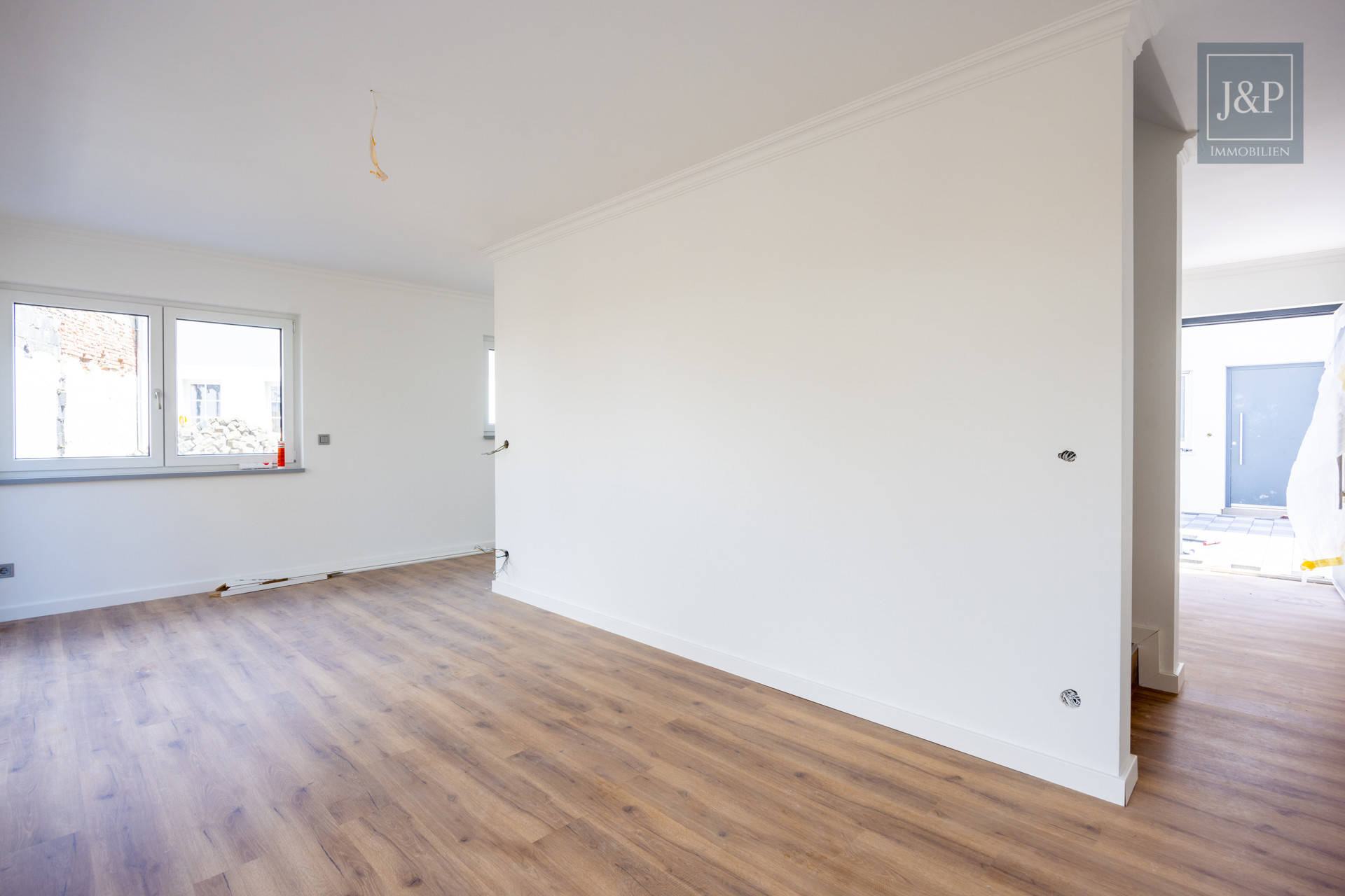 KfW 55 Neubau! 4 Doppelhaushälften und eine einzigartige Villa (zu 90% fertiggestellt) - Doppelhaushälften Innenausbau