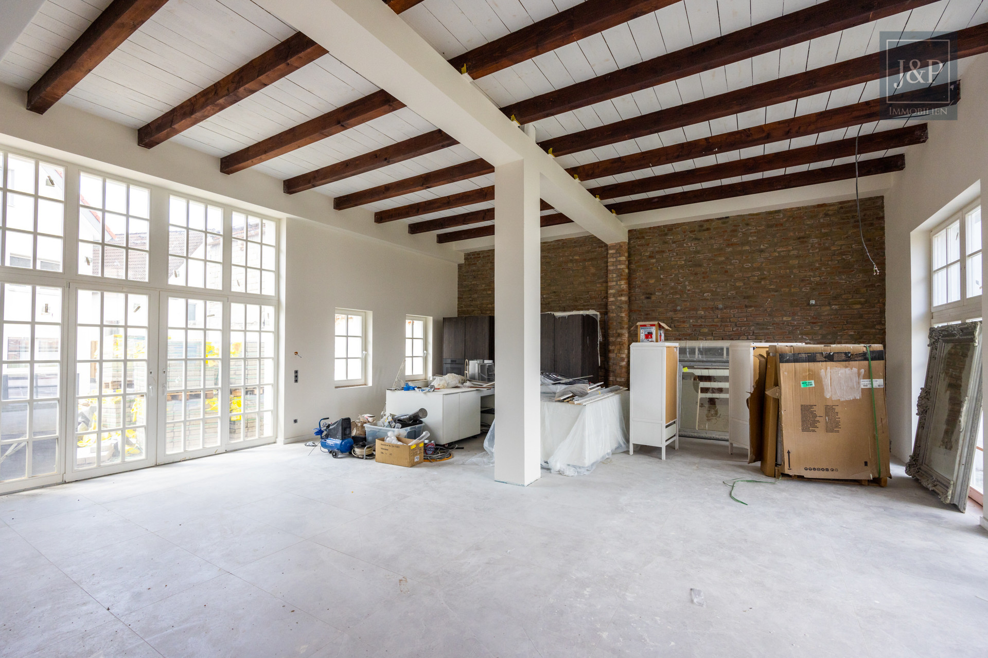 KfW 55 Neubau! 4 Doppelhaushälften und eine einzigartige Villa (zu 90% fertiggestellt) - Villa Innenausbau