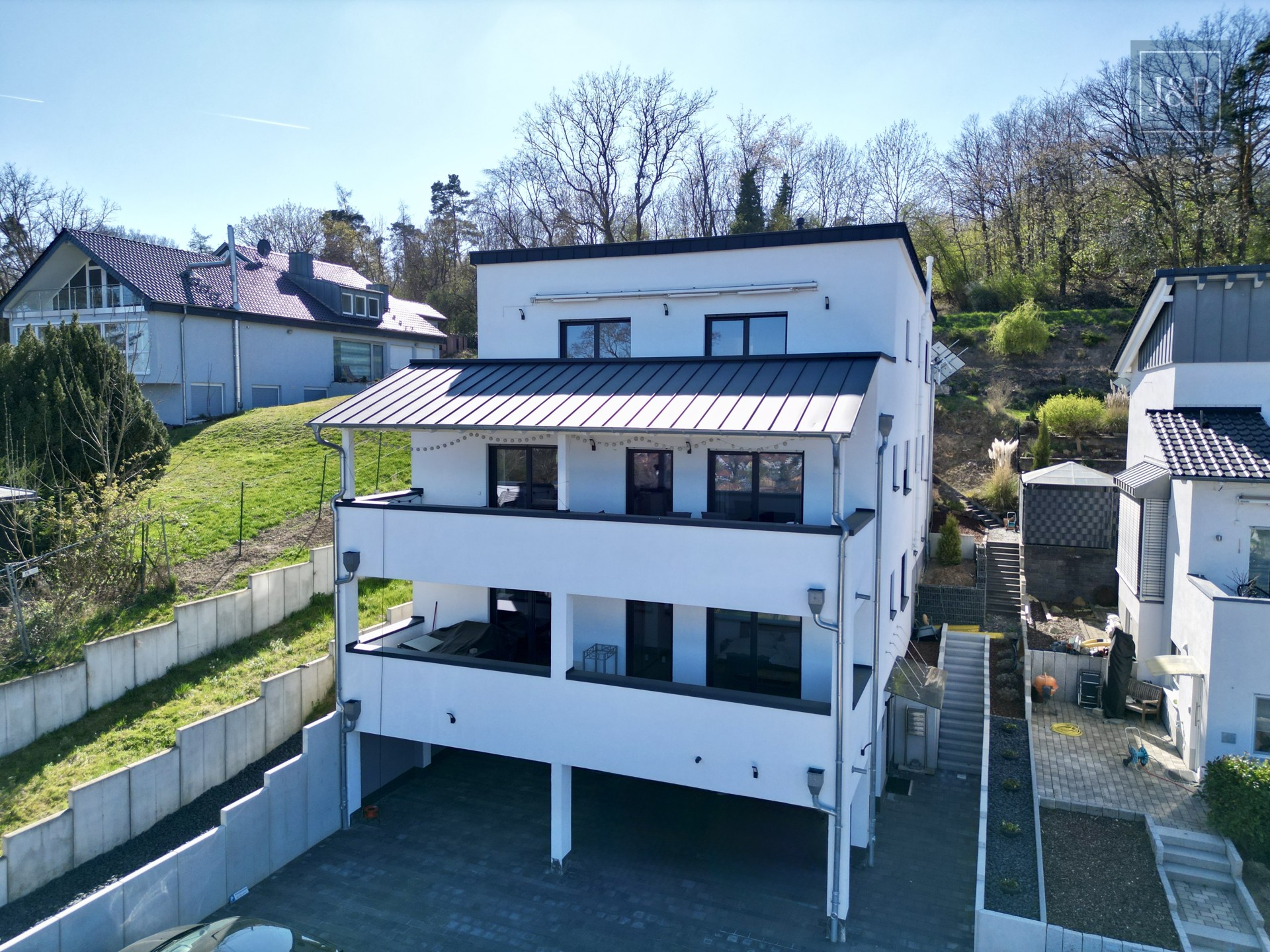 Penthouse mit Weitblick: Exklusives Wohnen über den Dächern von Butzbach - Gebäude
