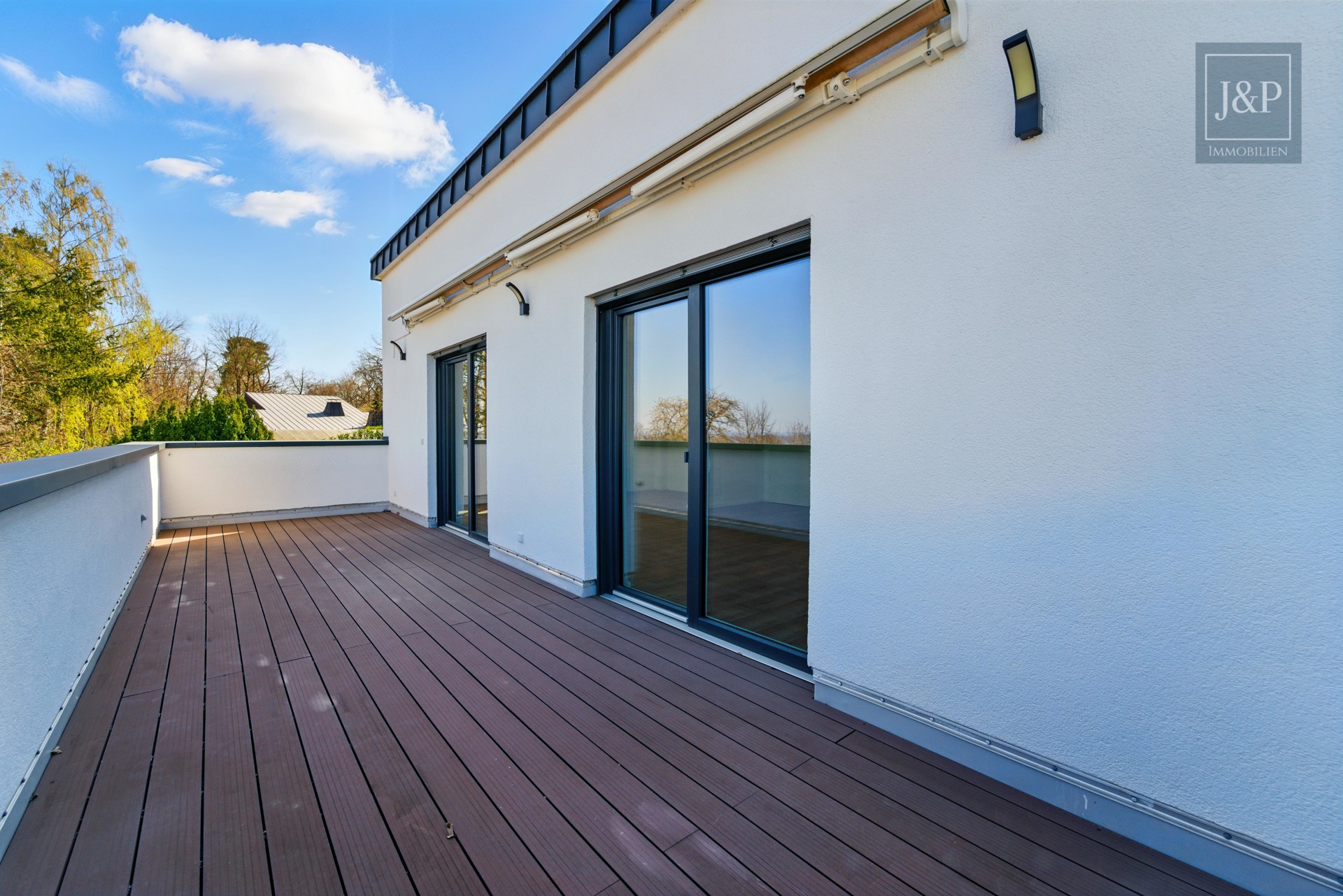 Penthouse mit Weitblick: Exklusives Wohnen über den Dächern von Butzbach - Terrasse Wohn-/Essbereich