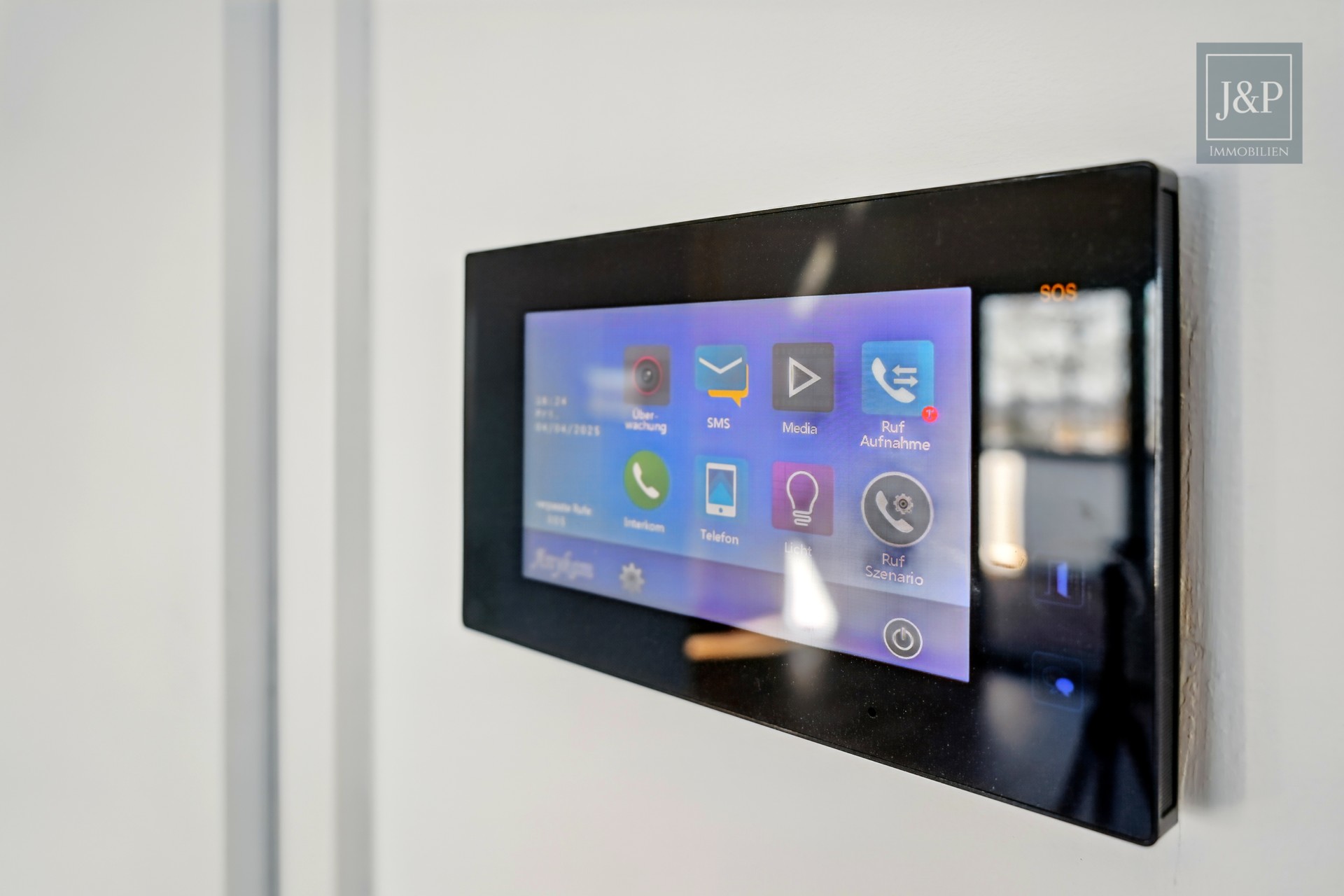 Penthouse mit Weitblick: Exklusives Wohnen über den Dächern von Butzbach - SmartHome