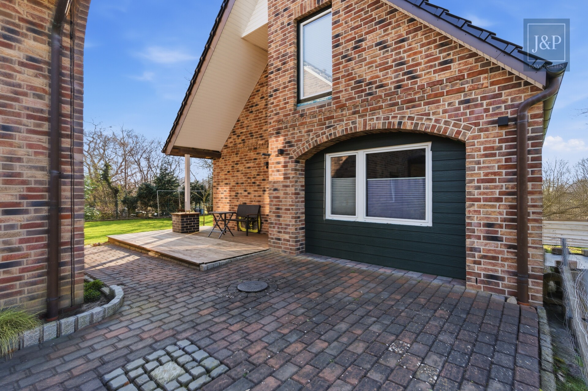 Einzugsbereit: Einmaliger Wohntraum zum Wohlfühlen! - Garagenhaus