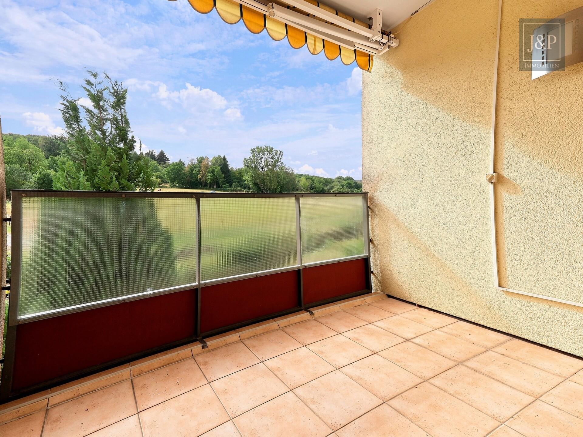 Maisonette in Feldrandlage – Balkon & Garage – sofort verfügbar - Balkon