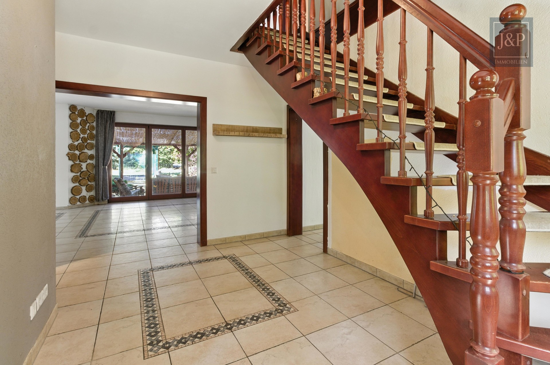 Familientraum in Limsdorf – hell, großzügig, naturnah - Eingangsbereich