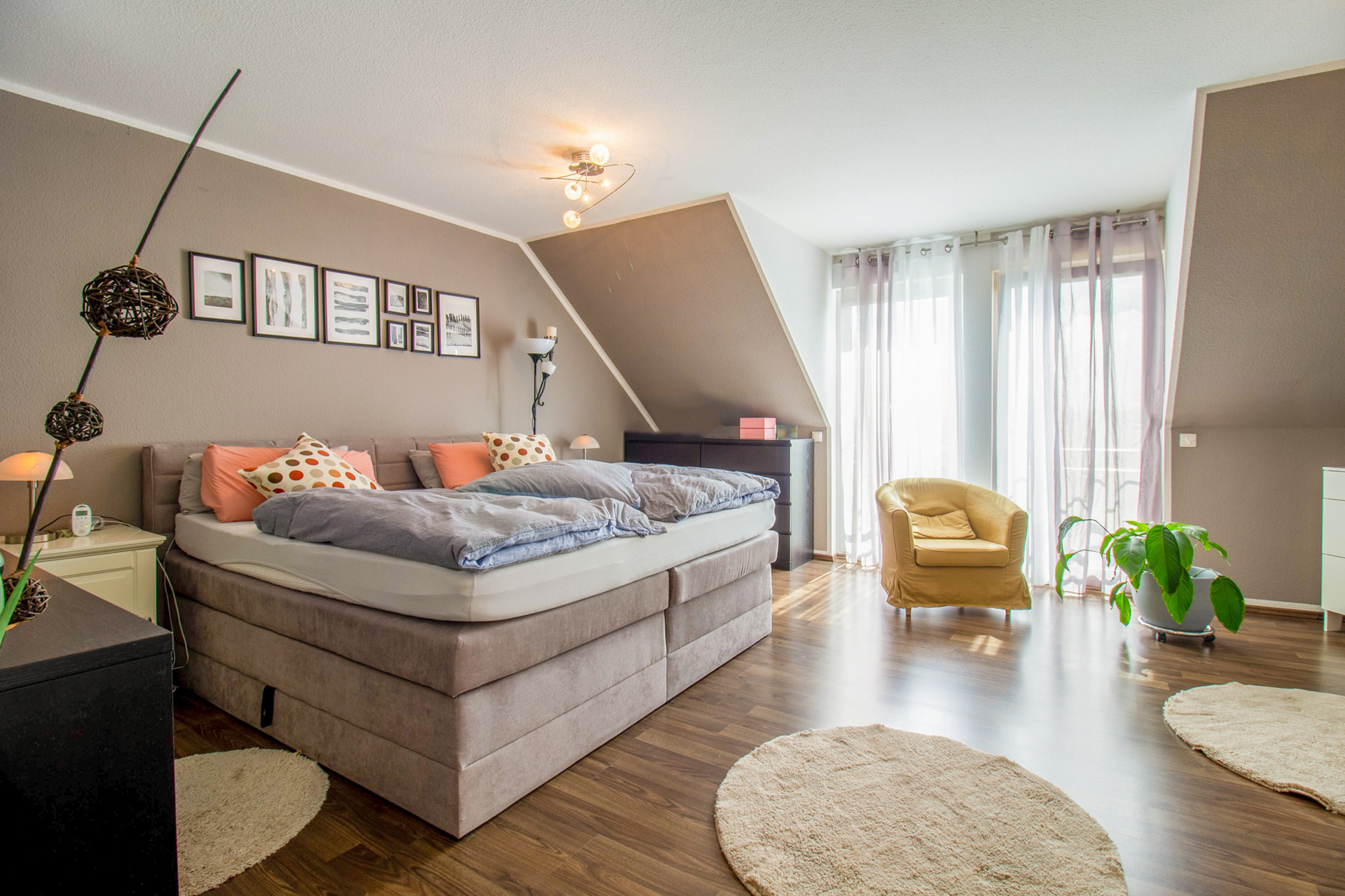 Perfektes Familienzuhause in guter Nachbarschaft: Energetisch, Luxuriös & unverbaubarer Feldblick - Schlafzimmer OG