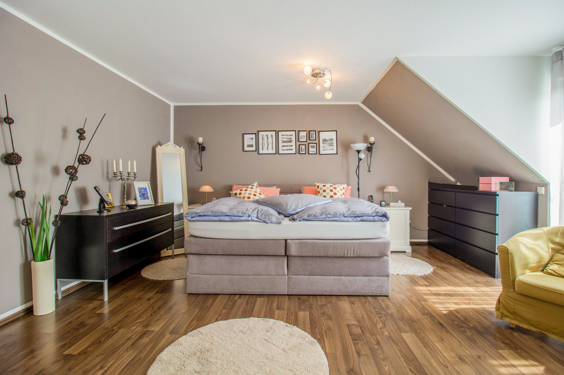 Perfektes Familienzuhause in guter Nachbarschaft: Energetisch, Luxuriös & unverbaubarer Feldblick - Schlafzimmer OG