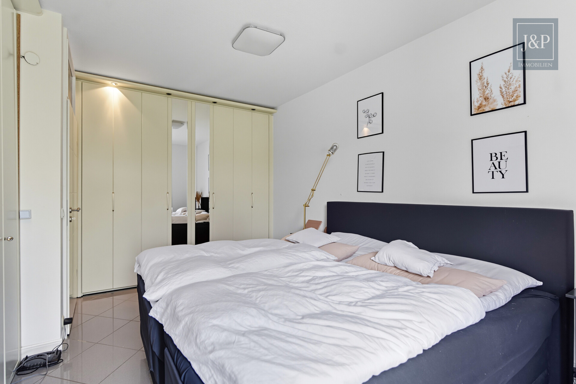 Repräsentativer Bungalow im Villenviertel von Langen – modernisiert und vielseitig nutzbar! - Schlafzimmer 2