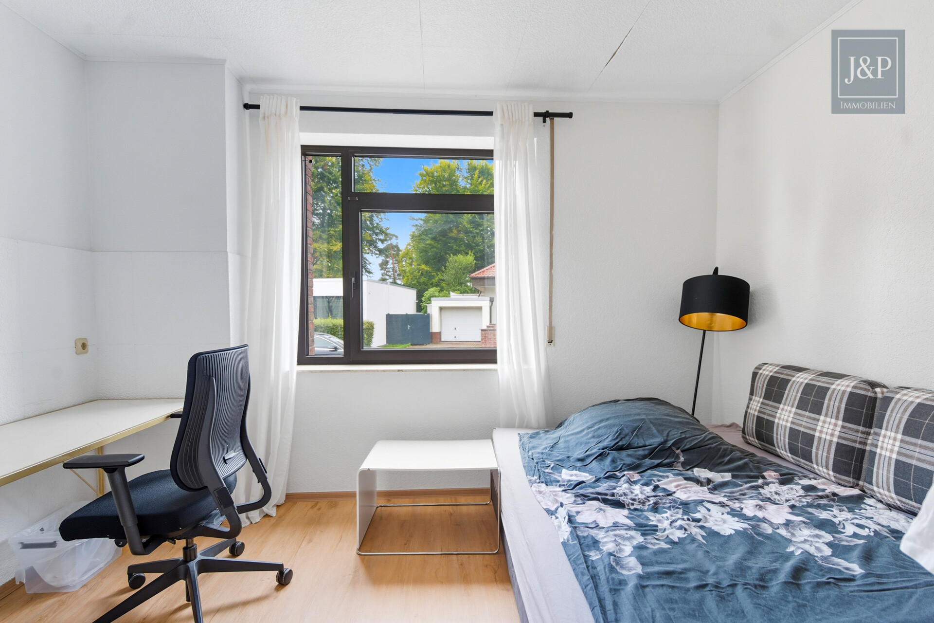 Repräsentativer Bungalow im Villenviertel von Langen – modernisiert und vielseitig nutzbar! - Schlafzimmer 2
