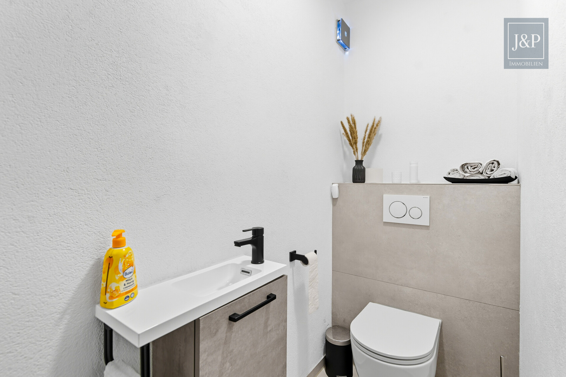 Repräsentativer Bungalow im Villenviertel von Langen – modernisiert und vielseitig nutzbar! - Gäste-WC