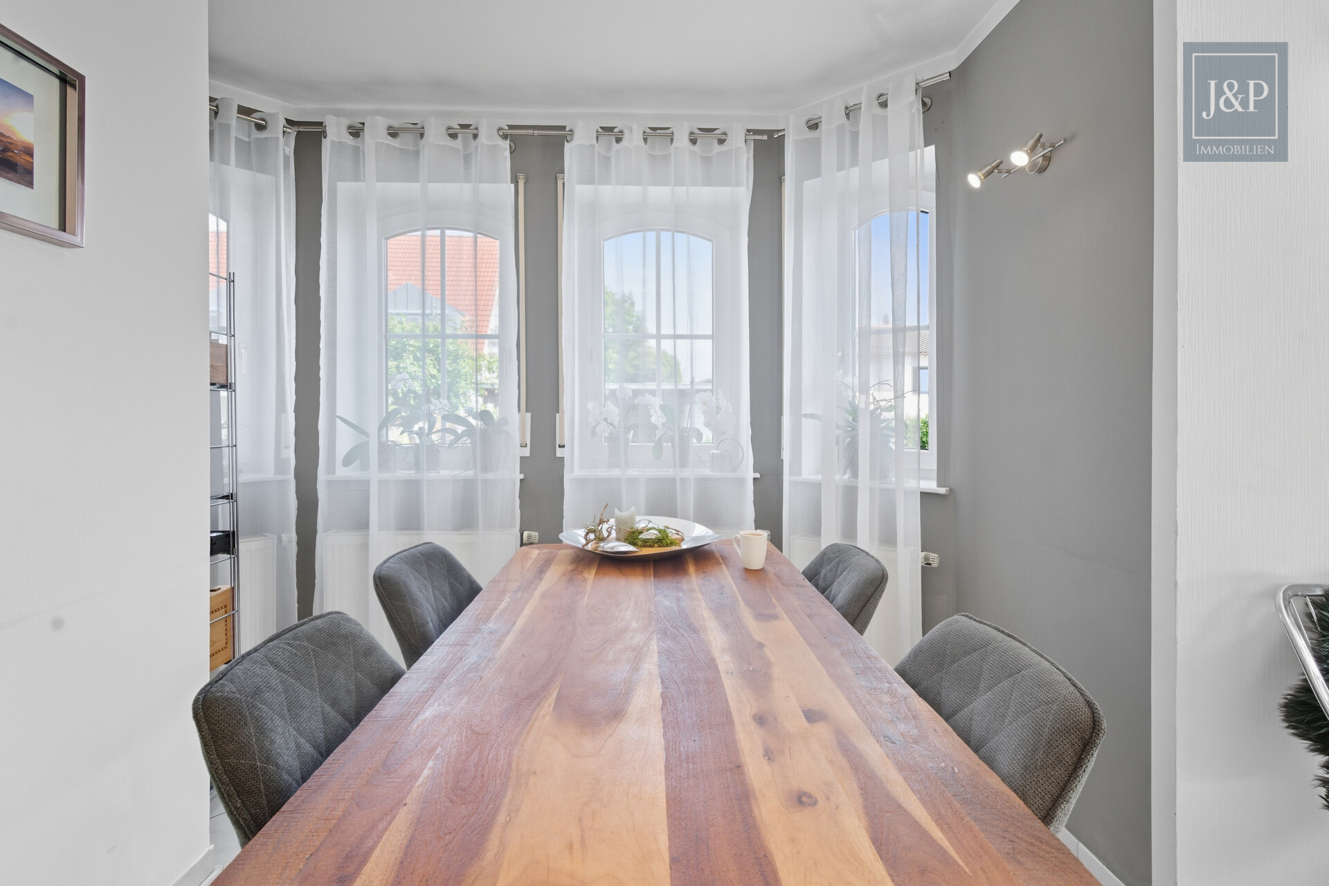 Großes Anwesen im Villenviertel von Glattbach. Gehobener Lebensstil auf über 400qm. - ELW - Essen